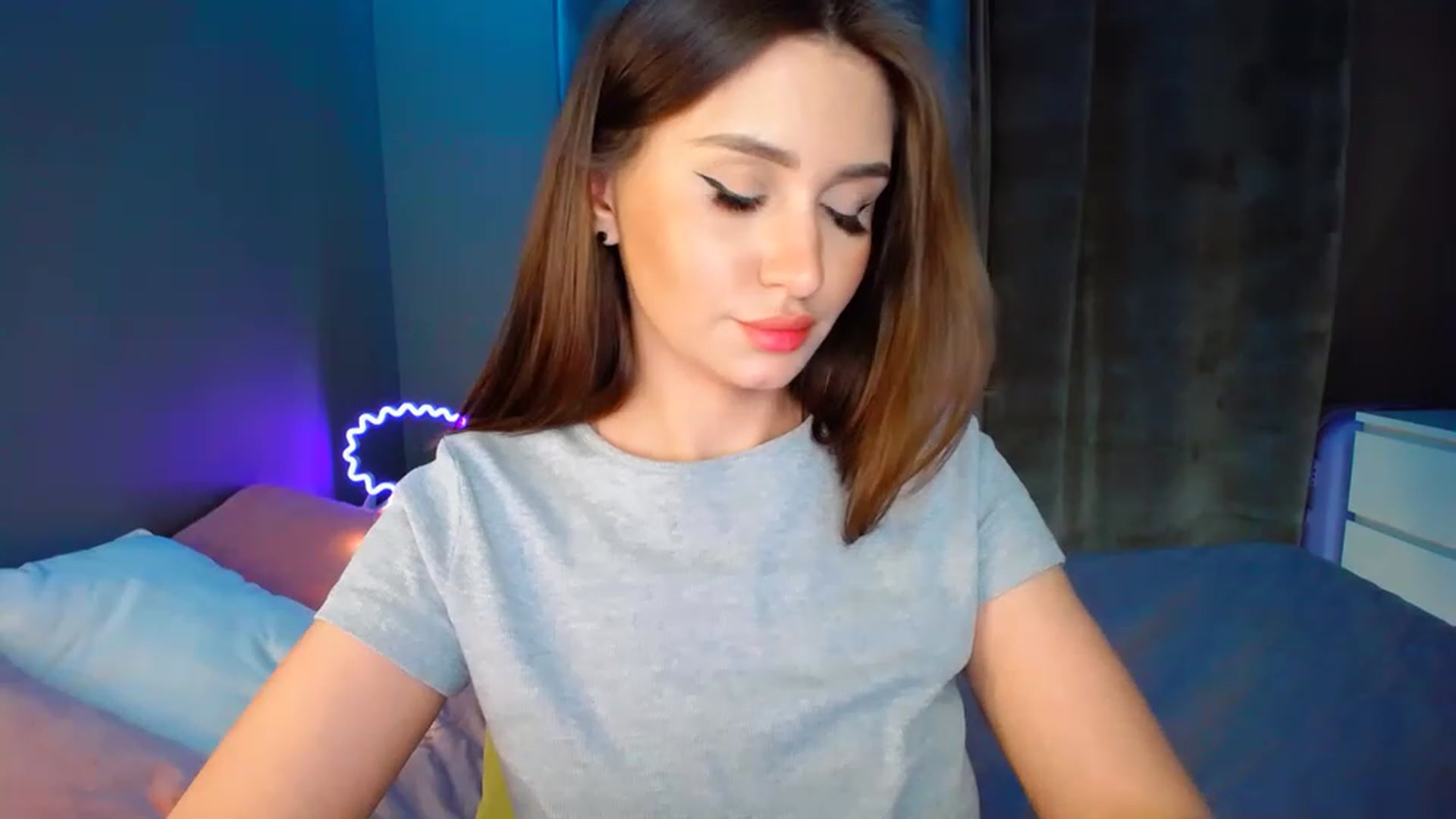 Gallery image thumbnail from DollGlamourr's myfreecams stream on, 05/02/2023, 18:20 image 11 of 20