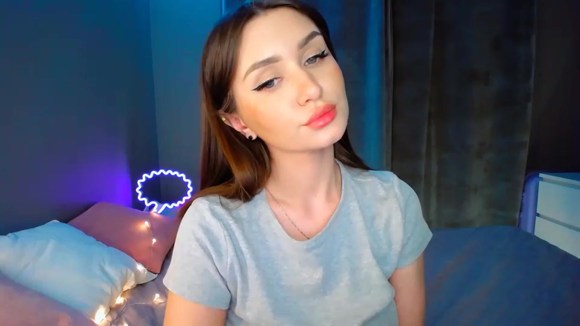 Gallery image thumbnail from DollGlamourr's myfreecams stream on, 05/02/2023, 18:20 image 19 of 20