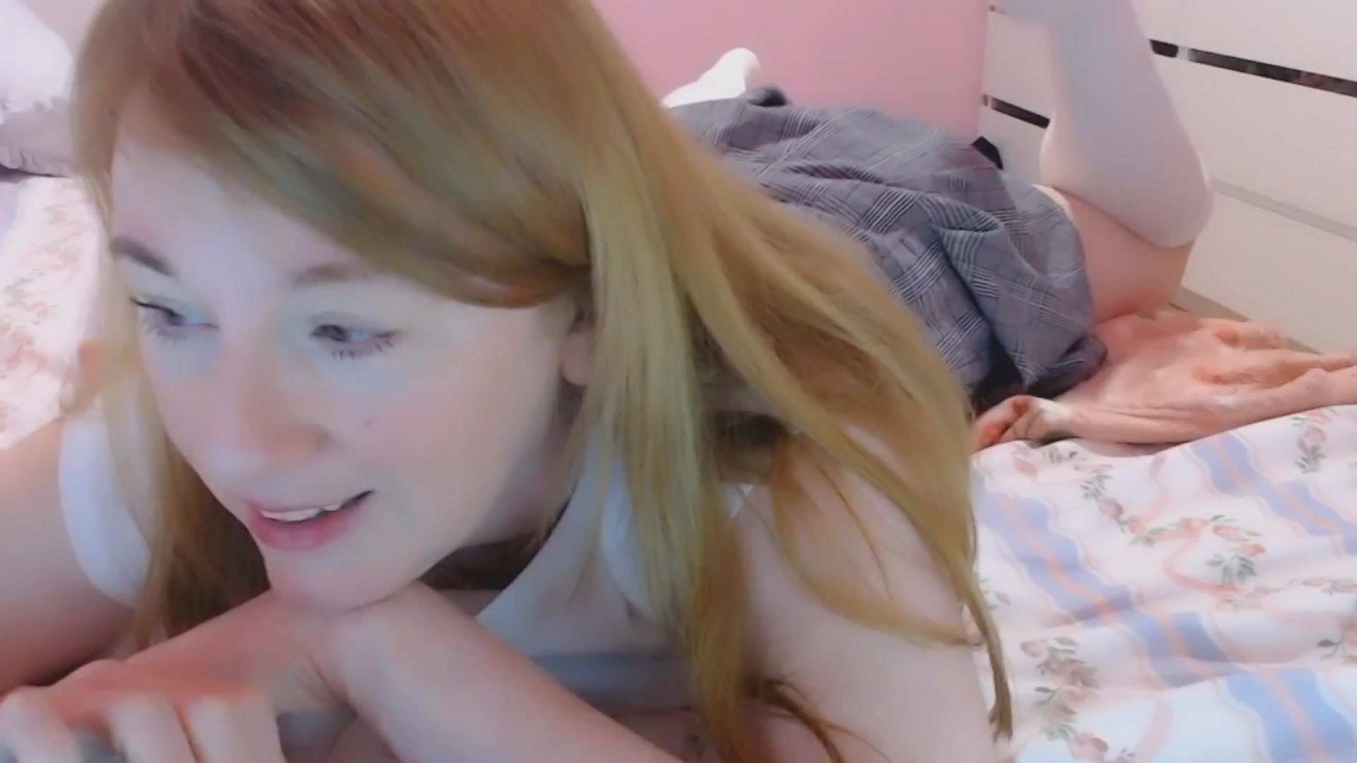 Gallery image thumbnail from DollParts's myfreecams stream on, 03/11/2025, 24:06 image 7 of 20