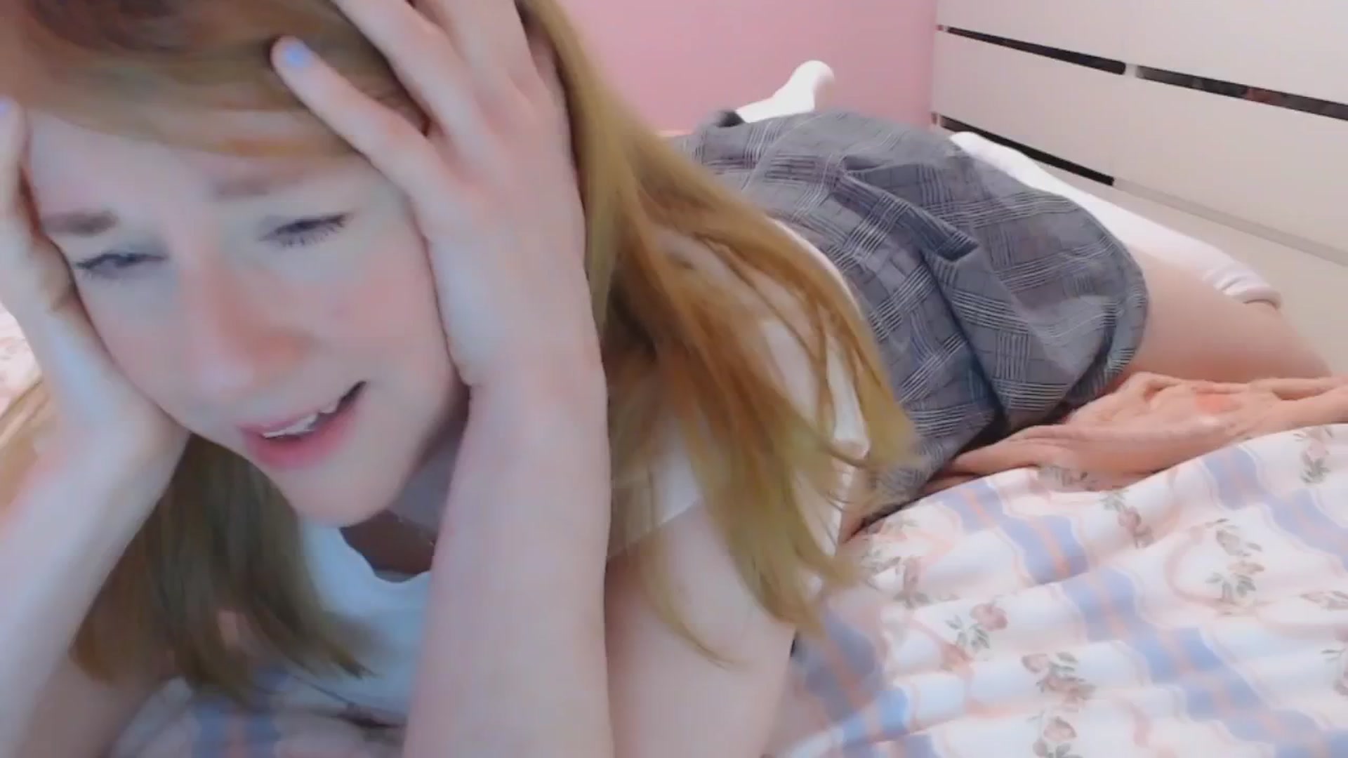 Gallery image thumbnail from DollParts's myfreecams stream on, 03/11/2025, 24:06 image 10 of 20