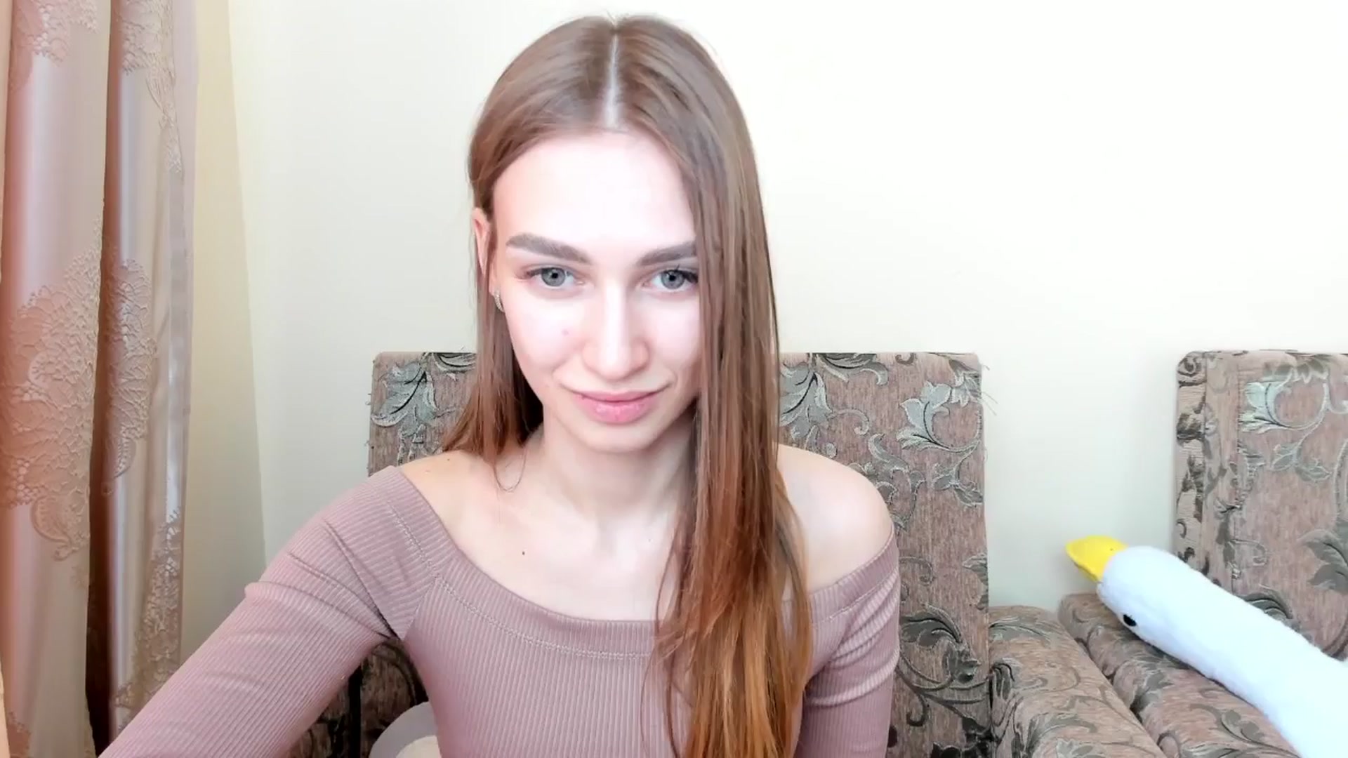 Gallery image thumbnail from DollSweetx's myfreecams stream on, 05/14/2025, 12:58 image 13 of 20