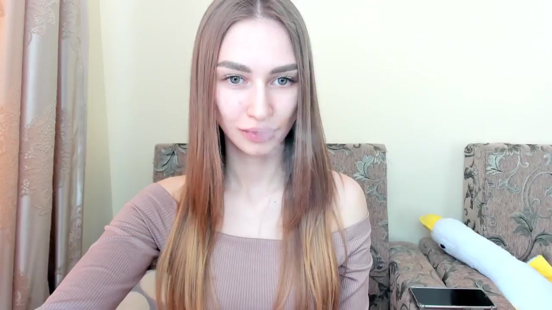 Gallery image thumbnail from DollSweetx's myfreecams stream on, 05/14/2025, 12:58 image 6 of 20