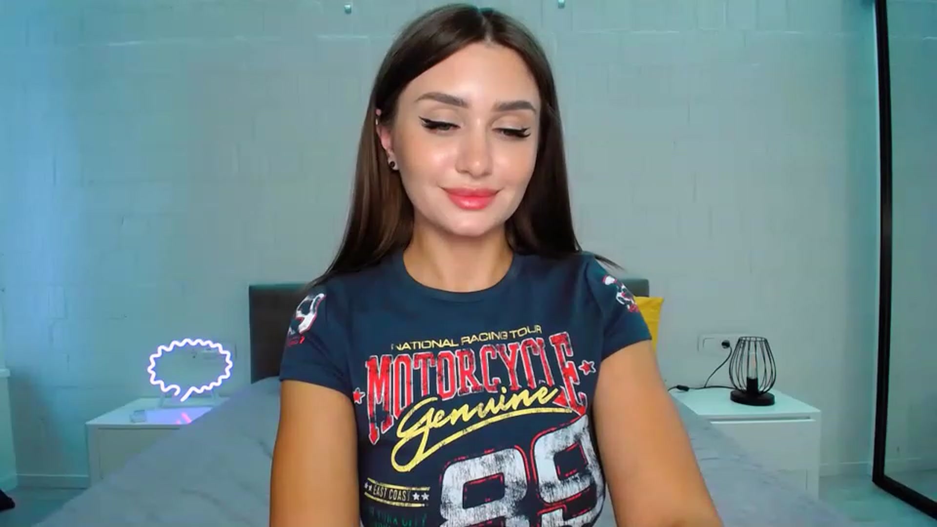 Gallery image thumbnail from Doll_Amy's myfreecams stream on, 06/08/2023, 17:10 image 5 of 20