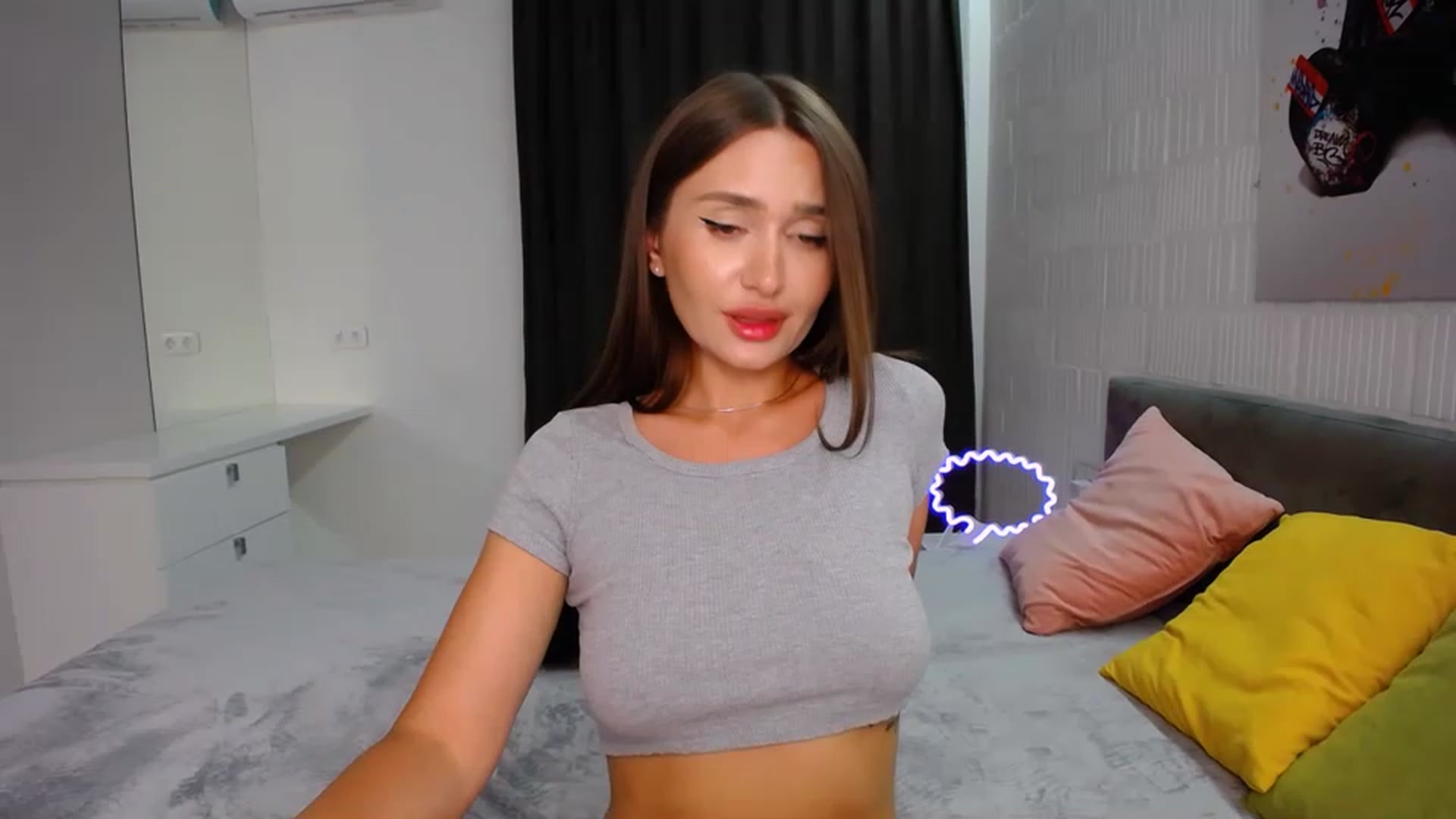 Gallery image thumbnail from Doll_Amy's myfreecams stream on, 08/16/2023, 19:57 image 3 of 20