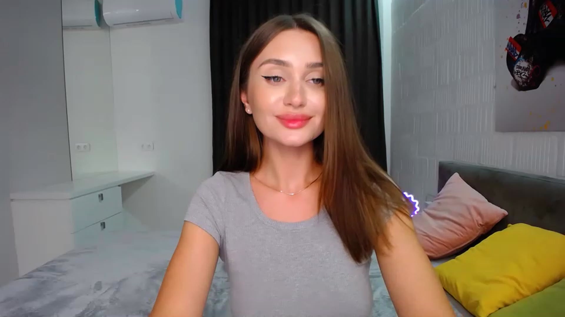 Gallery image thumbnail from Doll_Amy's myfreecams stream on, 08/16/2023, 19:57 image 15 of 20