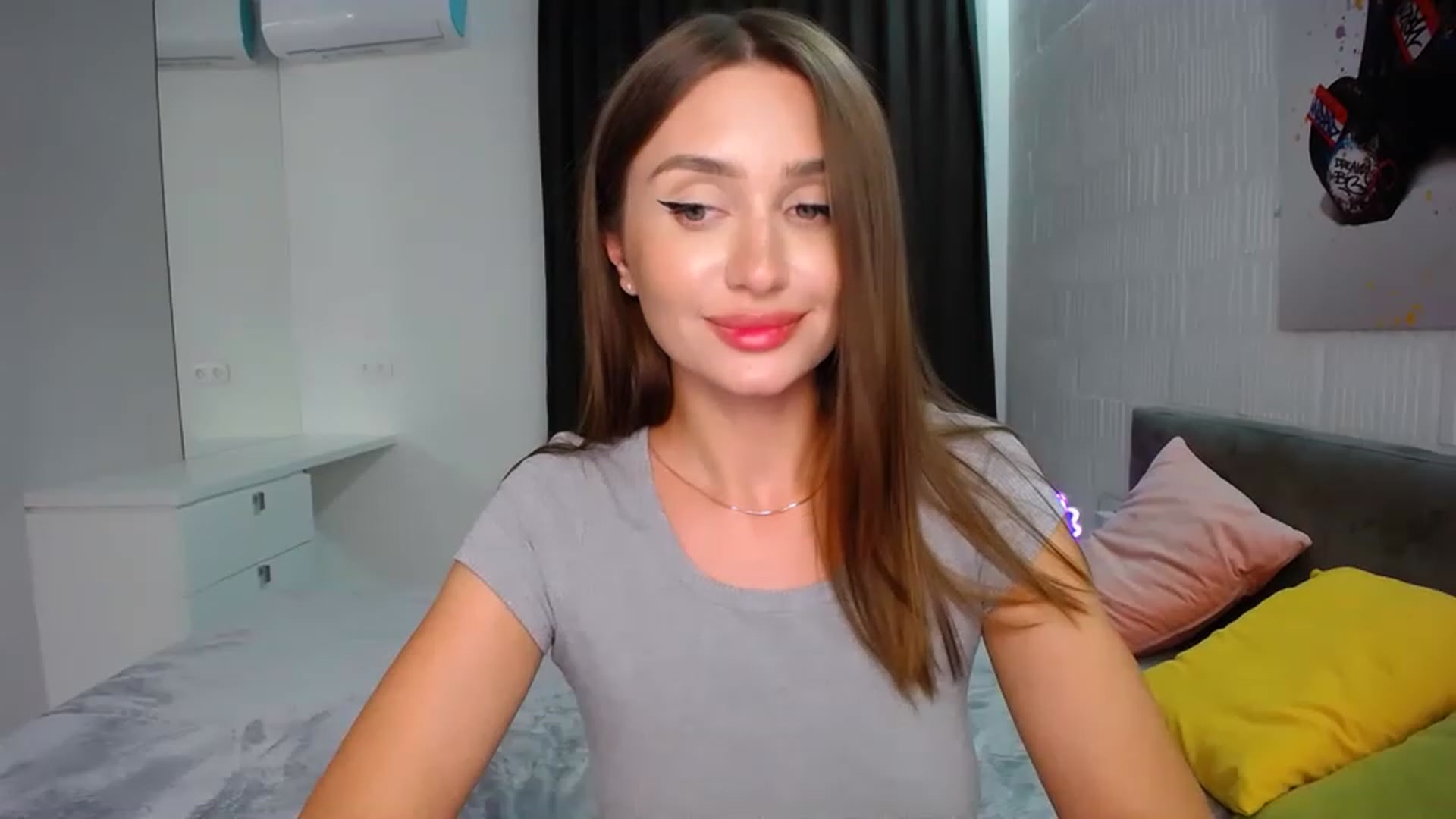 Gallery image thumbnail from Doll_Amy's myfreecams stream on, 08/16/2023, 19:57 image 8 of 20