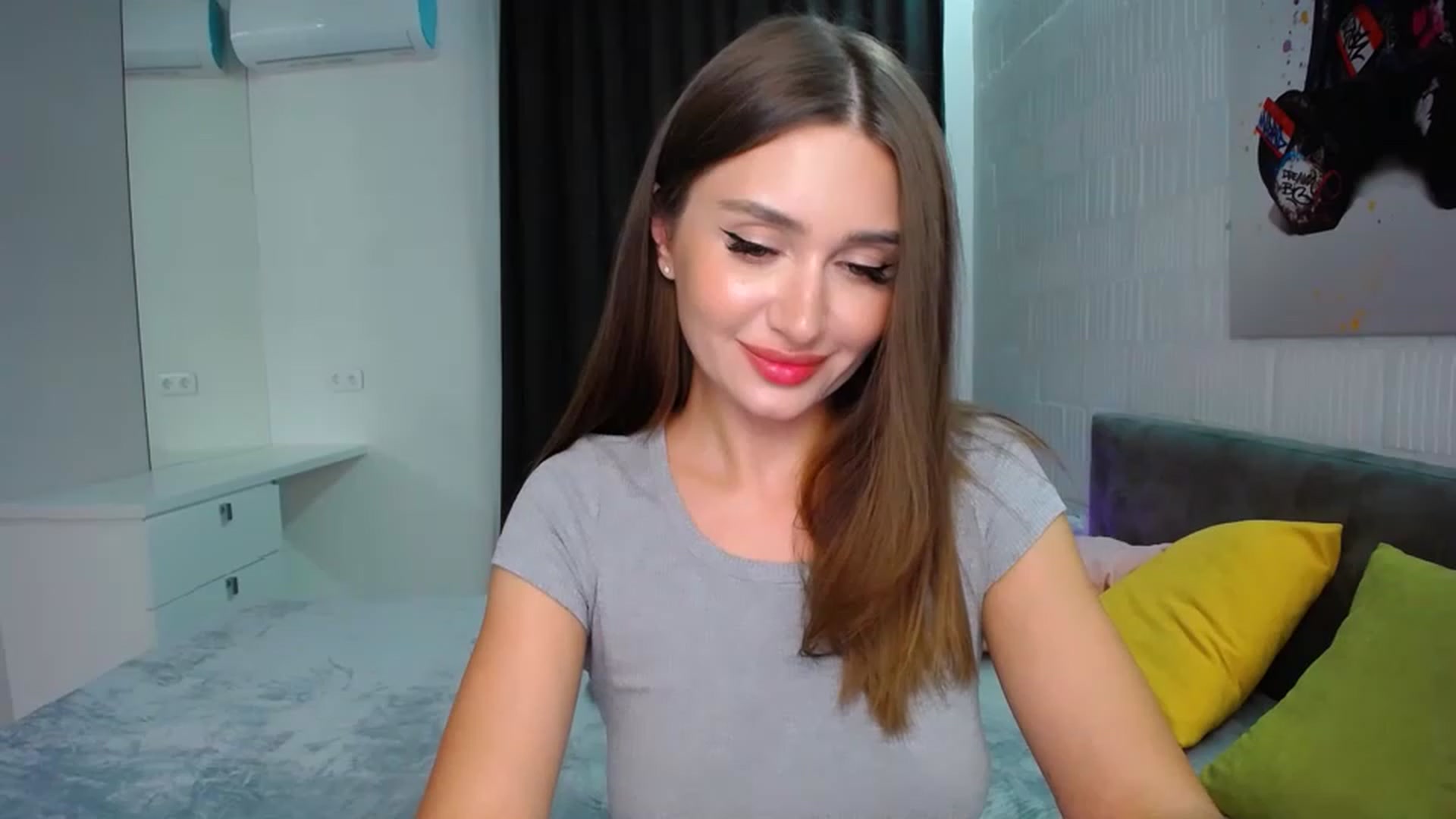 Gallery image thumbnail from Doll_Amy's myfreecams stream on, 08/20/2023, 19:57 image 10 of 20