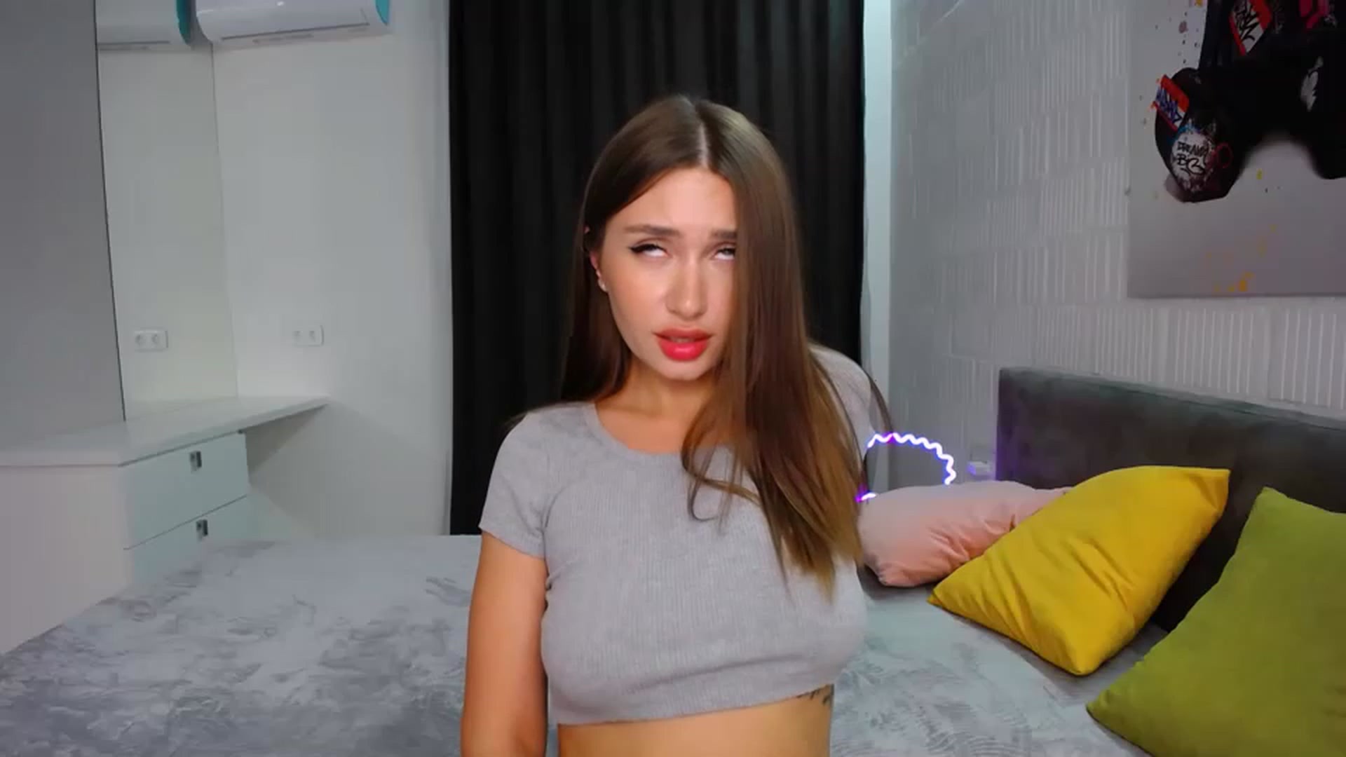 Gallery image thumbnail from Doll_Amy's myfreecams stream on, 08/20/2023, 19:57 image 15 of 20