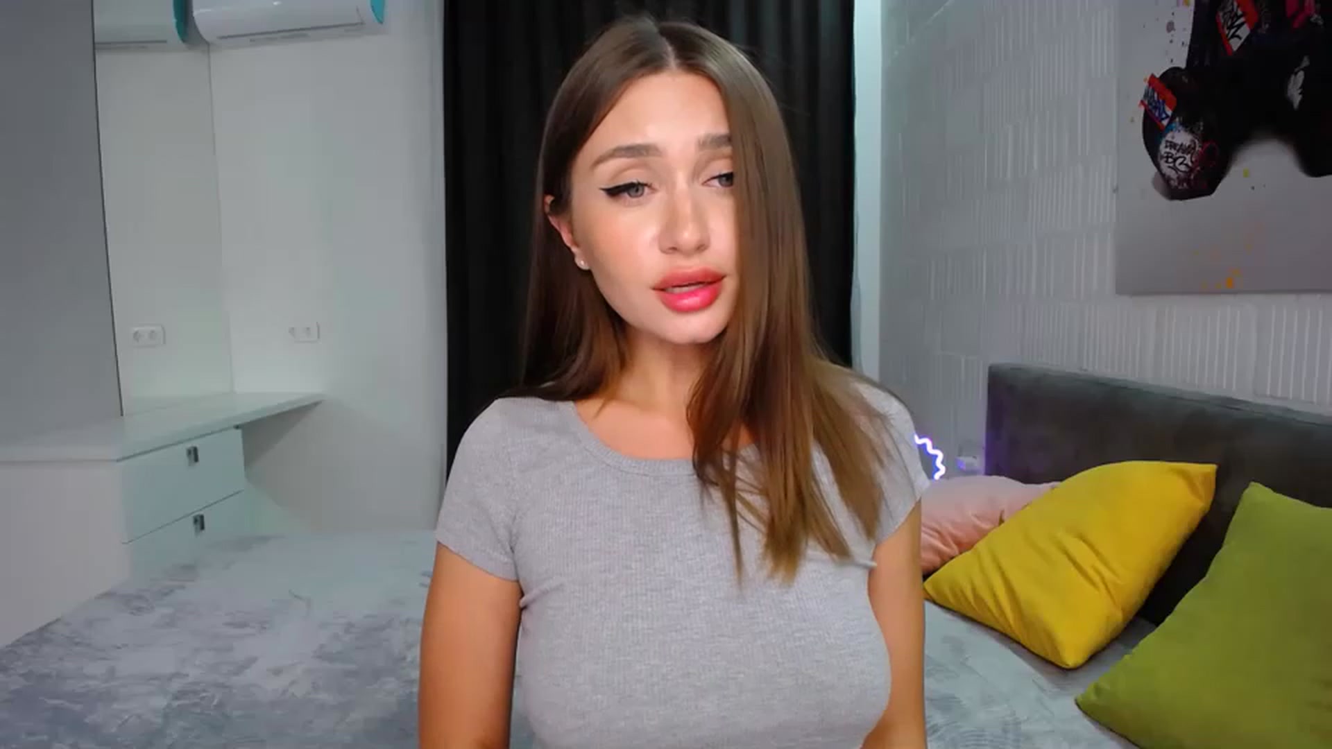 Gallery image thumbnail from Doll_Amy's myfreecams stream on, 08/20/2023, 19:57 image 17 of 20