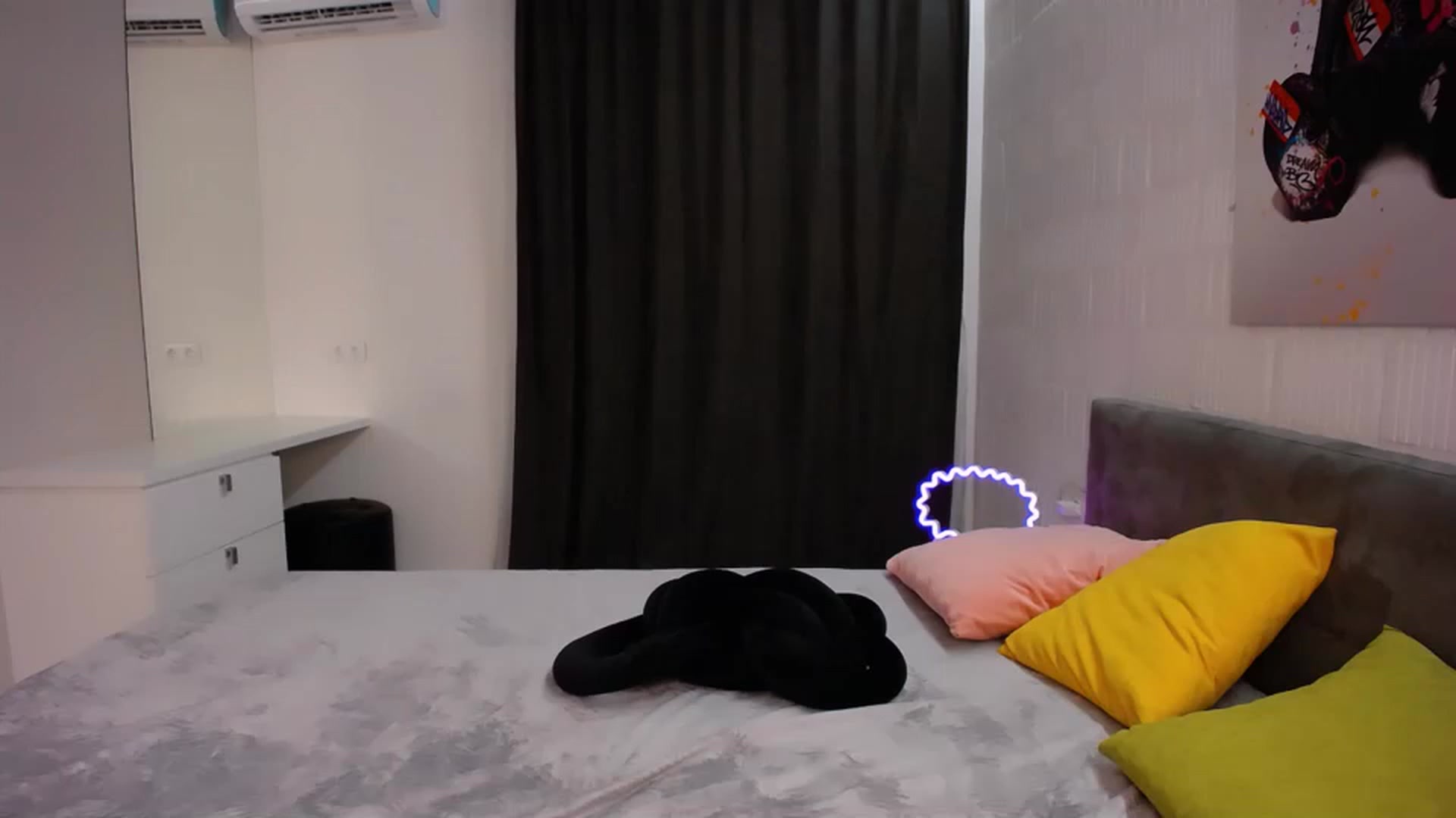 Gallery image thumbnail from Doll_Amy's myfreecams stream on, 08/21/2023, 19:58 image 17 of 20