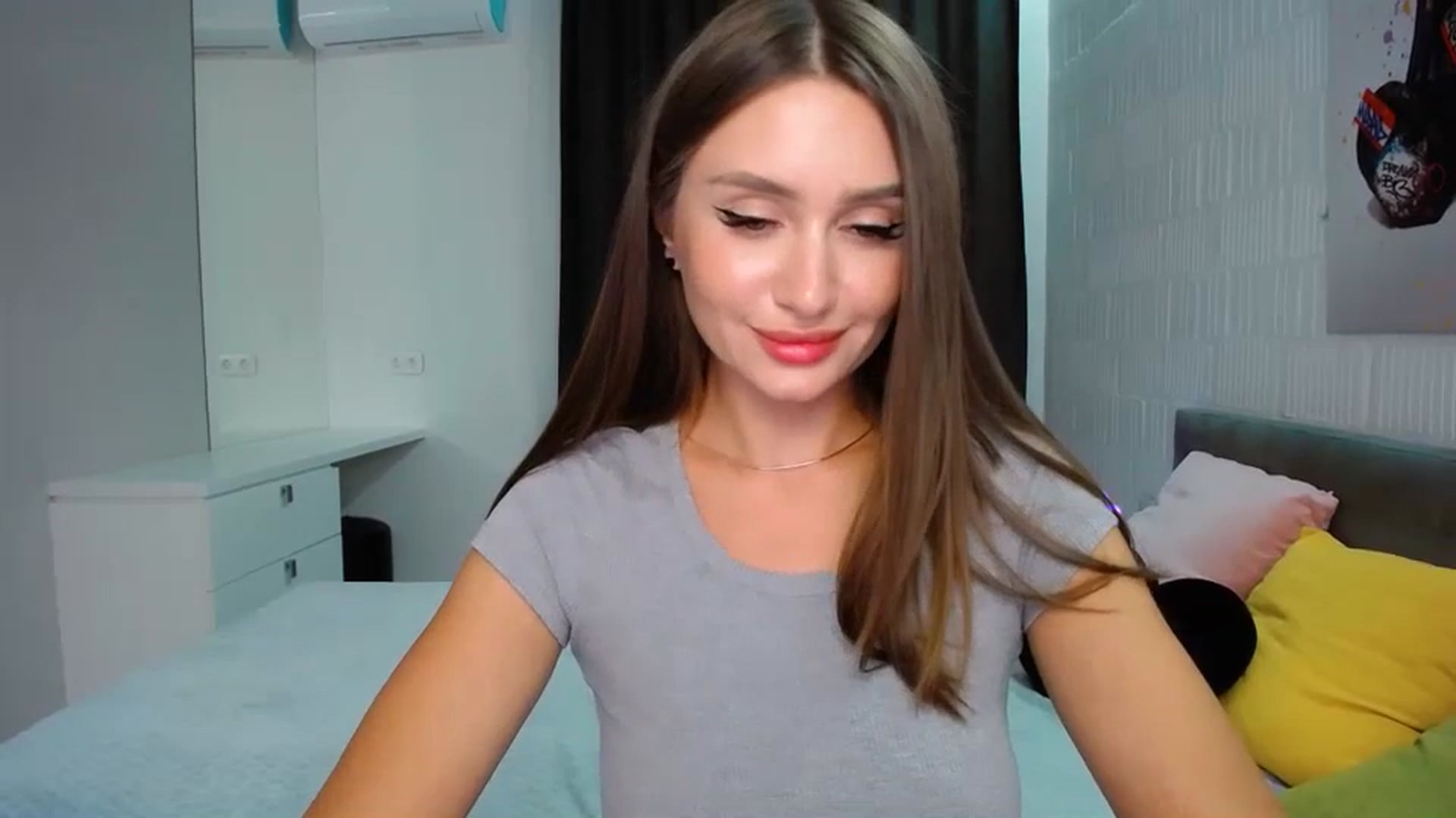 Gallery image thumbnail from Doll_Amy's myfreecams stream on, 09/09/2023, 17:56 image 11 of 20