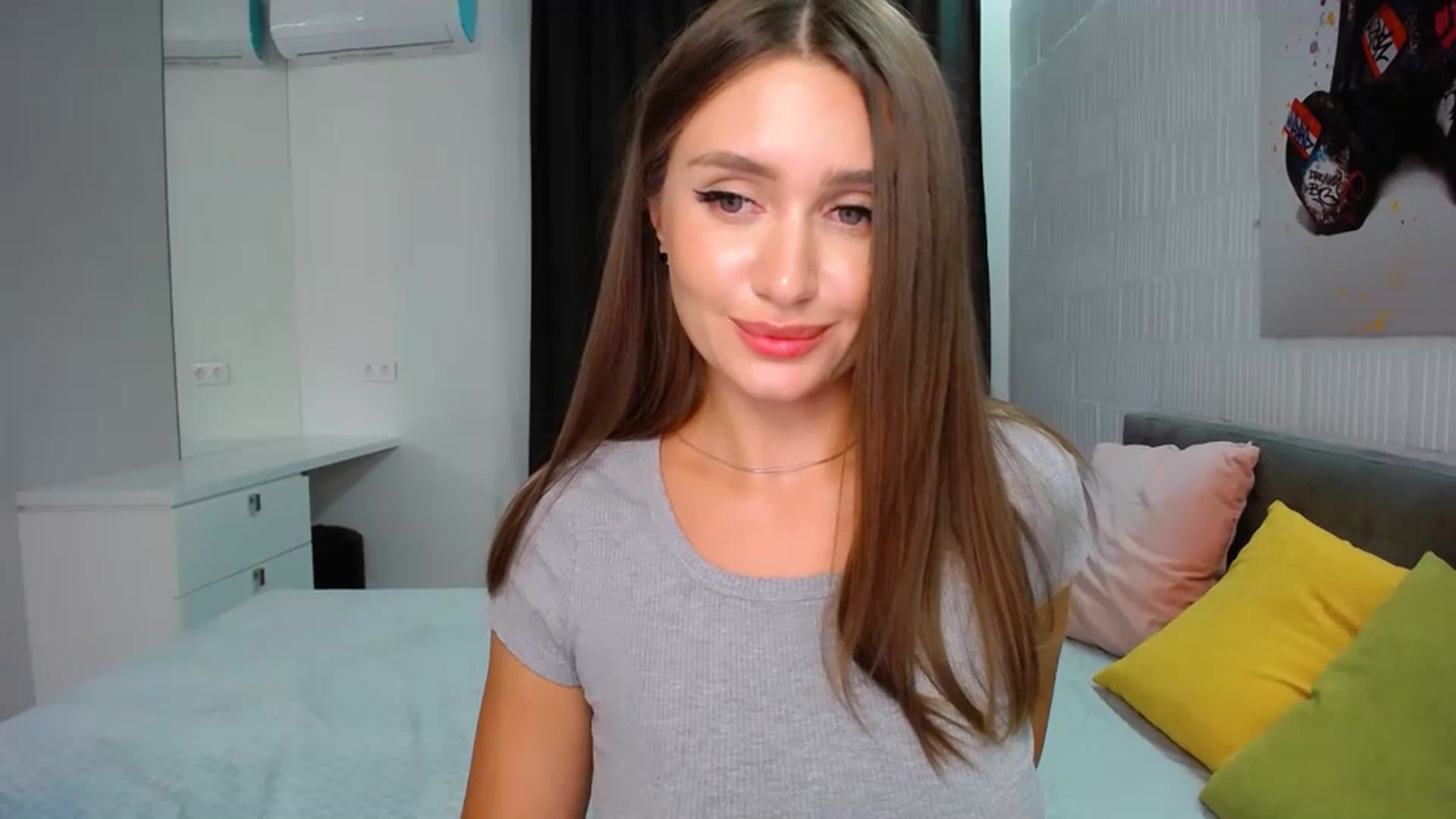 Gallery image thumbnail from Doll_Amy's myfreecams stream on, 09/09/2023, 21:28 image 4 of 20