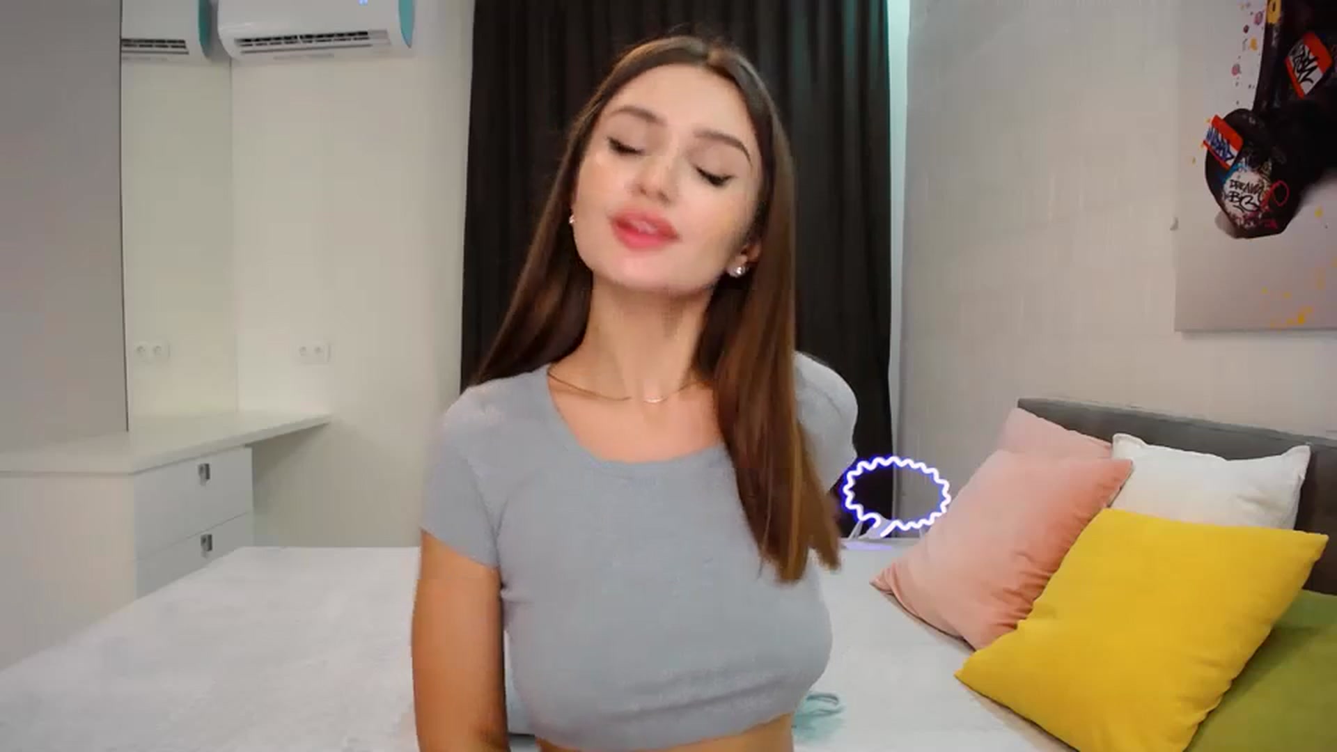 Gallery image thumbnail from Doll_Amy's myfreecams stream on, 11/14/2023, 20:44 image 3 of 20