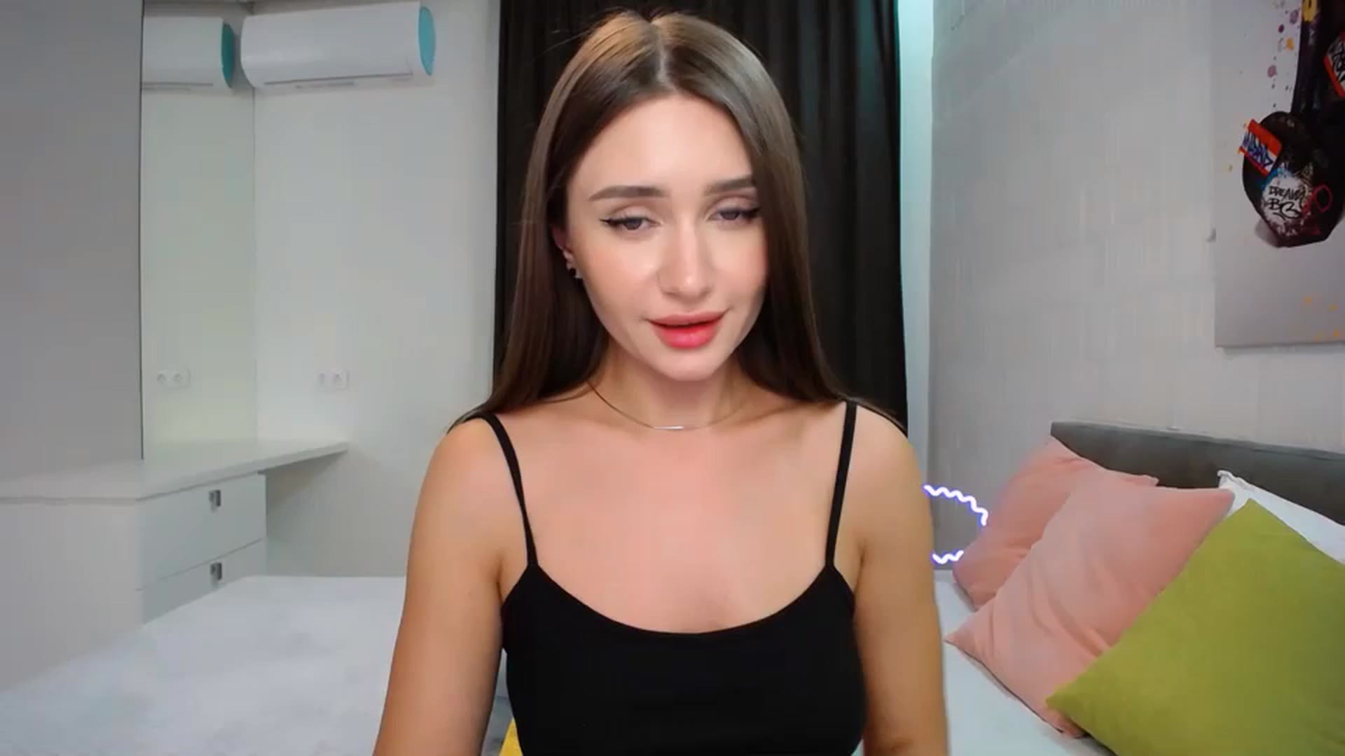 Gallery image thumbnail from Doll_Amy's myfreecams stream on, 11/23/2023, 15:35 image 17 of 20