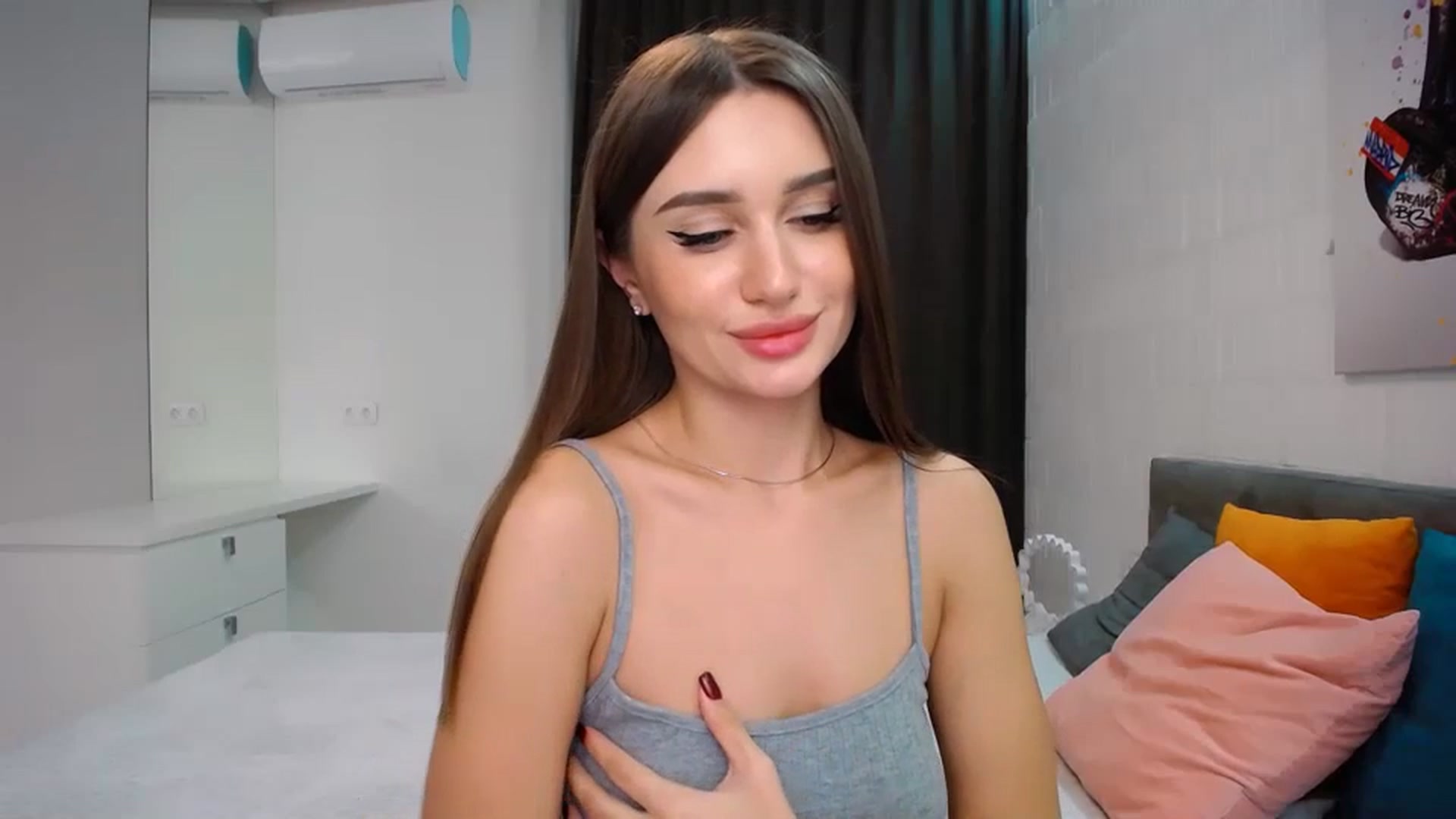 Gallery image thumbnail from Doll_Amy's myfreecams stream on, 12/26/2023, 19:17 image 20 of 20