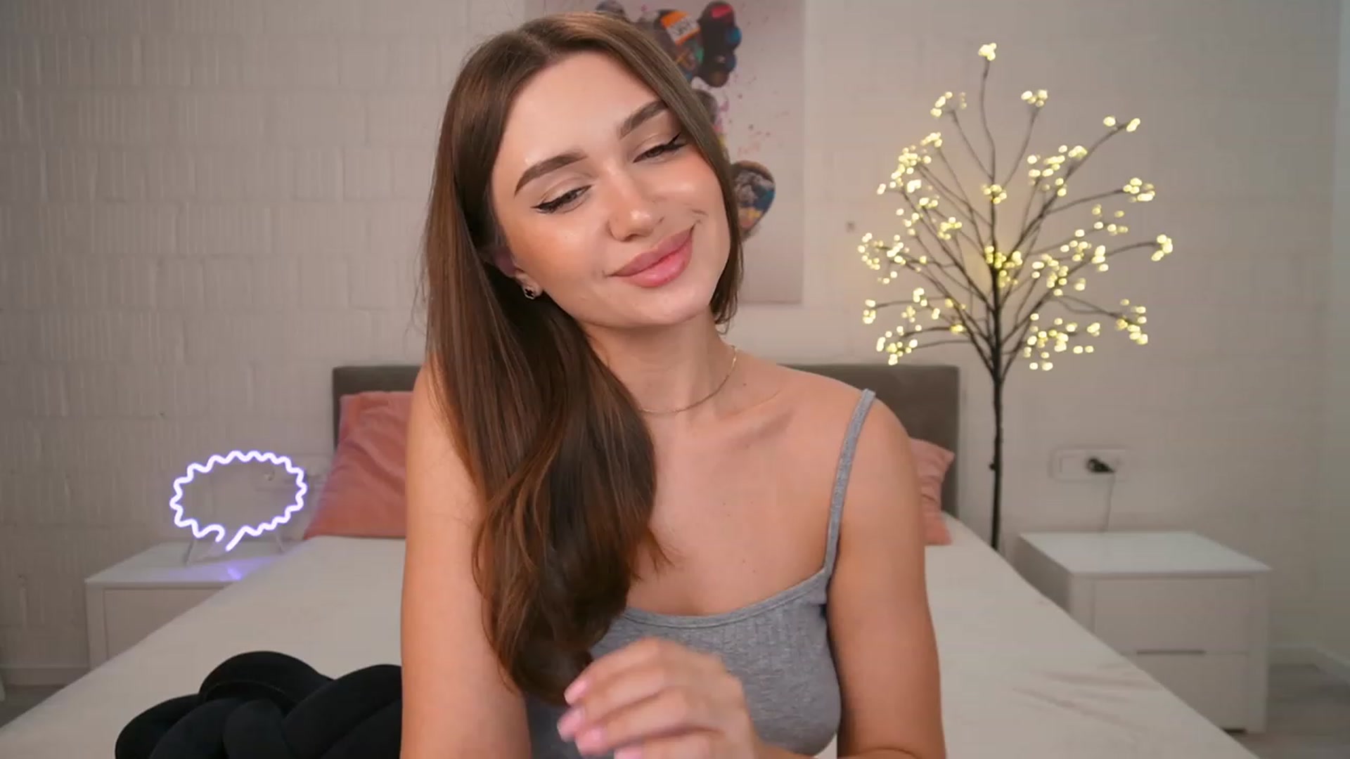 Gallery image thumbnail from Doll_Amy's myfreecams stream on, 02/15/2024, 16:48 image 6 of 20