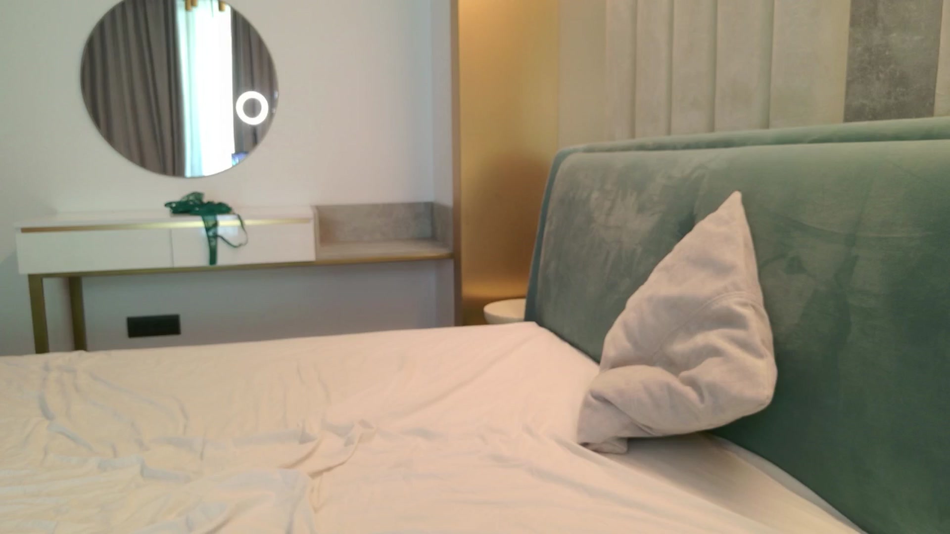 Gallery image thumbnail from Doll_lexi's myfreecams stream on, 10/23/2025, 08:45 image 18 of 20