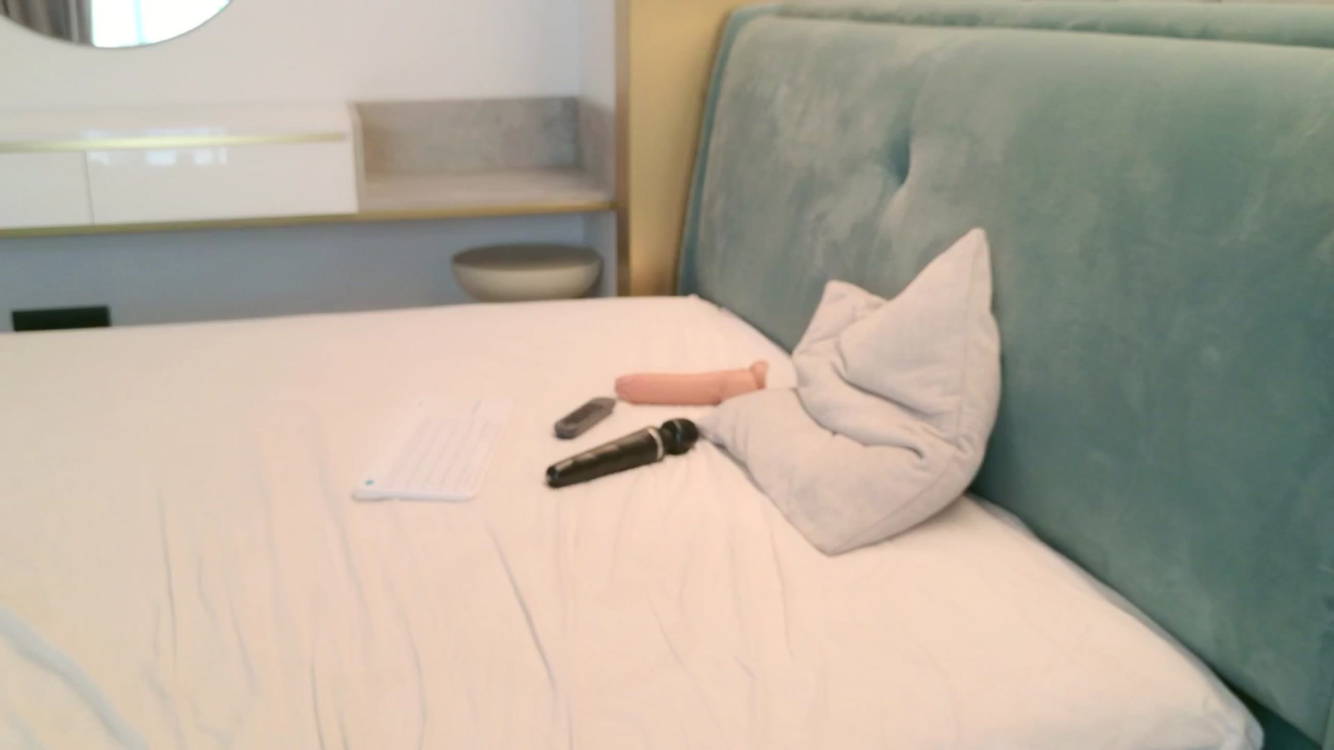 Gallery image thumbnail from Doll_lexi's myfreecams stream on, 10/31/2025, 12:56 image 19 of 20