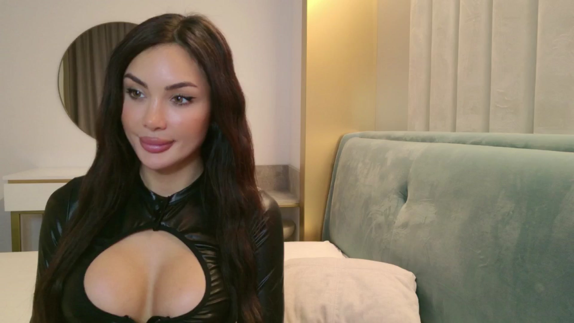 Gallery image thumbnail from Doll_lexi's myfreecams stream on, 11/03/2025, 15:39 image 11 of 20