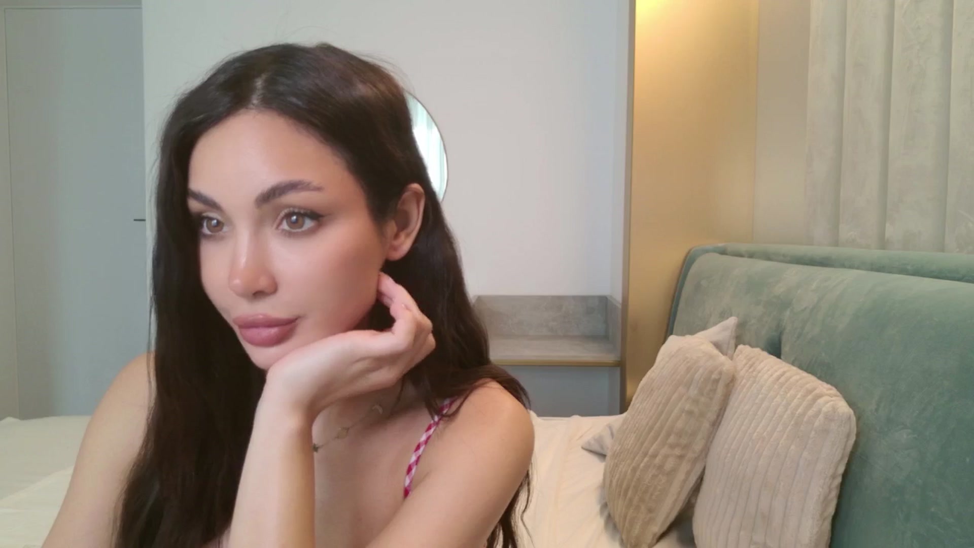 Gallery image thumbnail from Doll_lexi's myfreecams stream on, 04/10/2026, 09:48 image 16 of 20