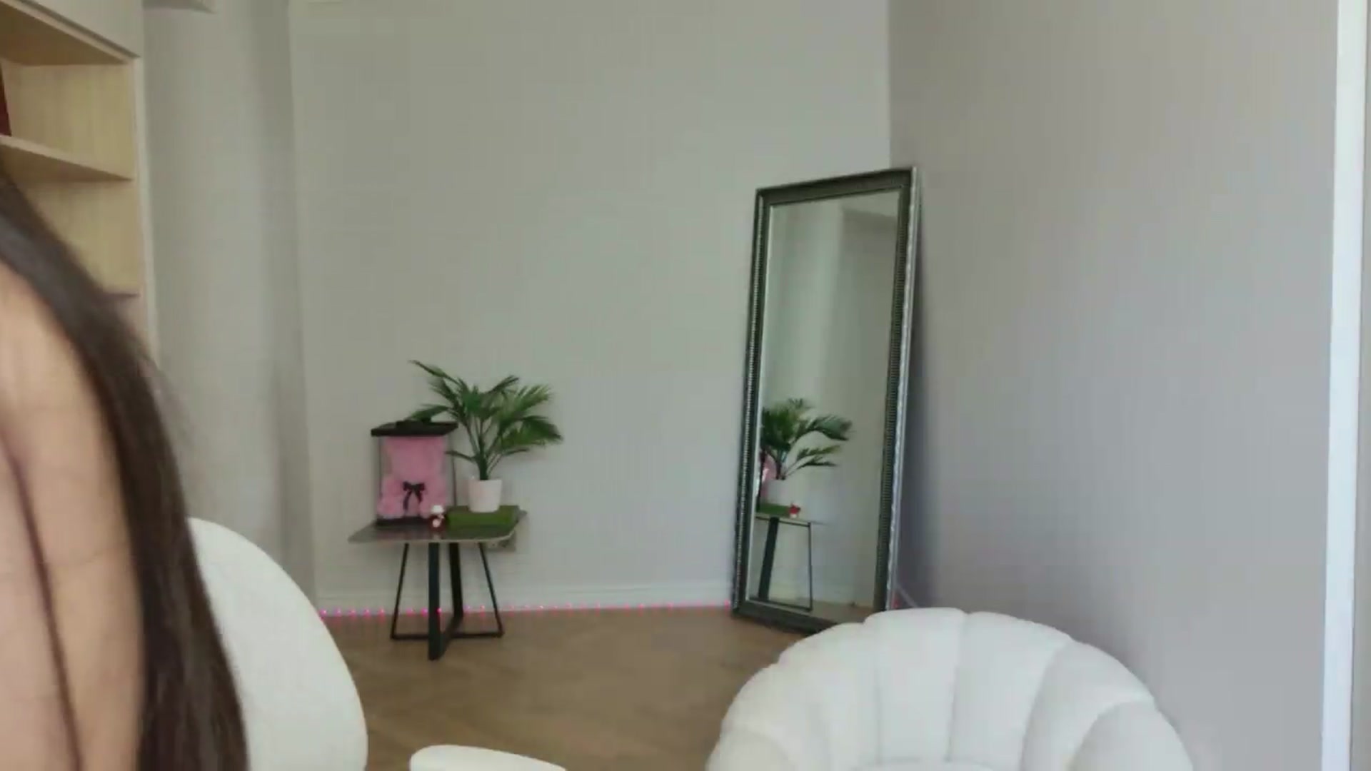 Gallery image thumbnail from Doll_lexi's myfreecams stream on, 05/18/2026, 10:09 image 6 of 20