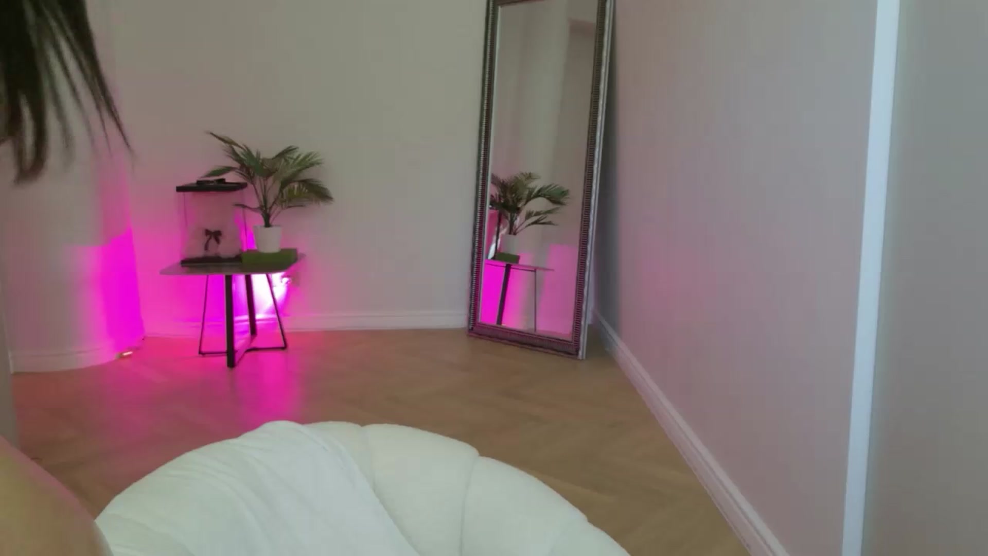 Gallery image thumbnail from Doll_lexi's myfreecams stream on, 06/14/2026, 11:03 image 6 of 20