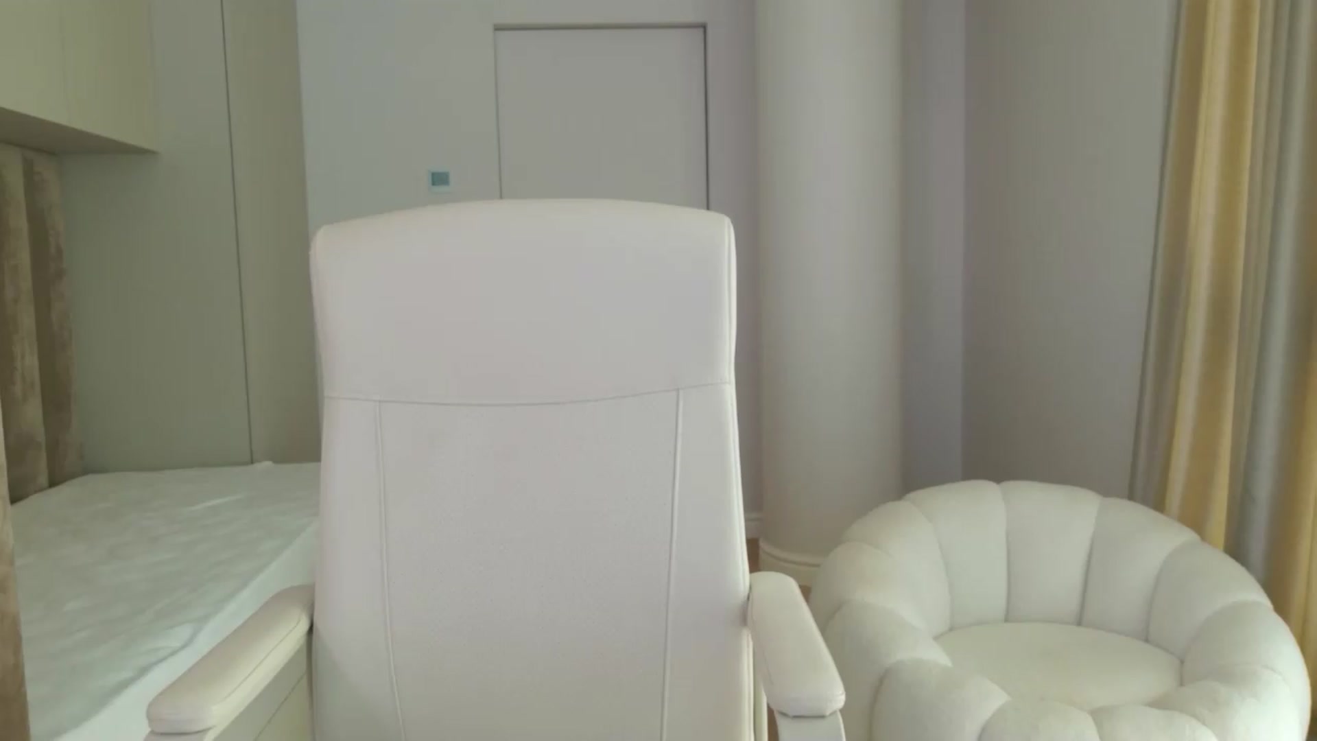 Gallery image thumbnail from Doll_lexi's myfreecams stream on, 09/10/2026, 13:52 image 19 of 20