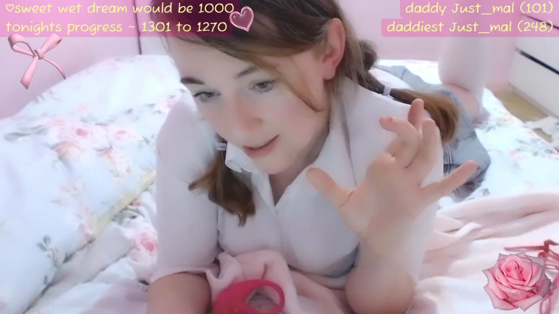 Gallery image thumbnail from DolletteDoll's myfreecams stream on, 07/09/2023, 21:17 image 15 of 20