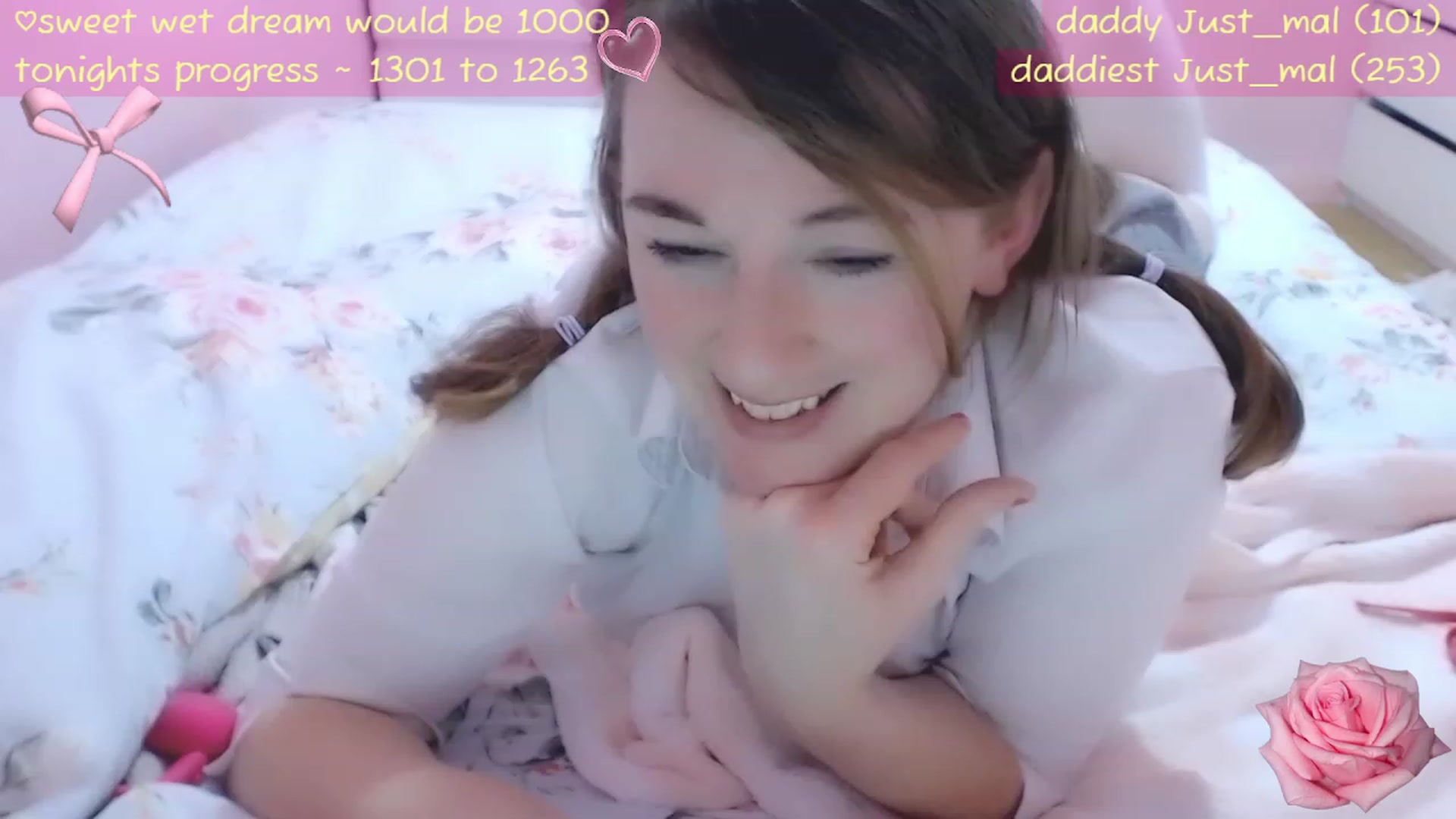 Gallery image thumbnail from DolletteDoll's myfreecams stream on, 07/09/2023, 21:17 image 17 of 20