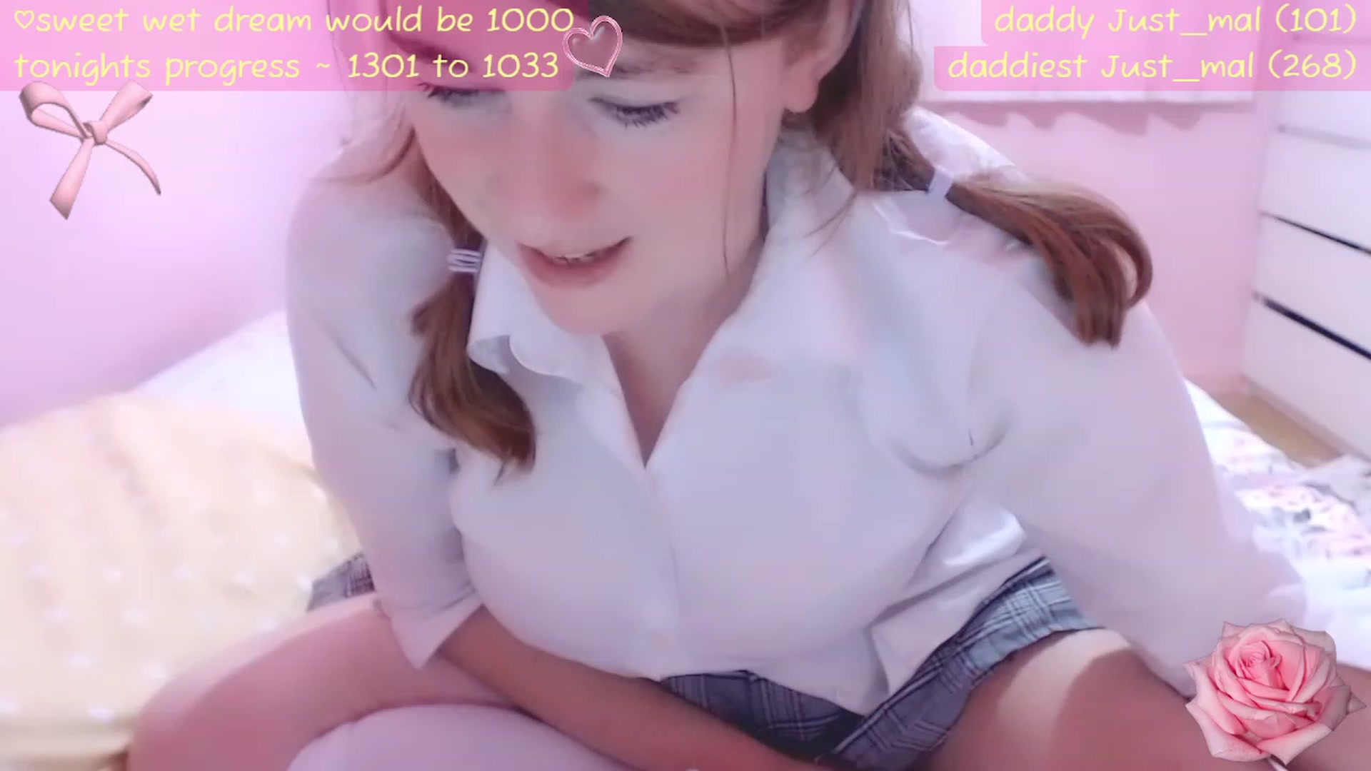 Gallery image thumbnail from DolletteDoll's myfreecams stream on, 07/09/2023, 23:18 image 10 of 20