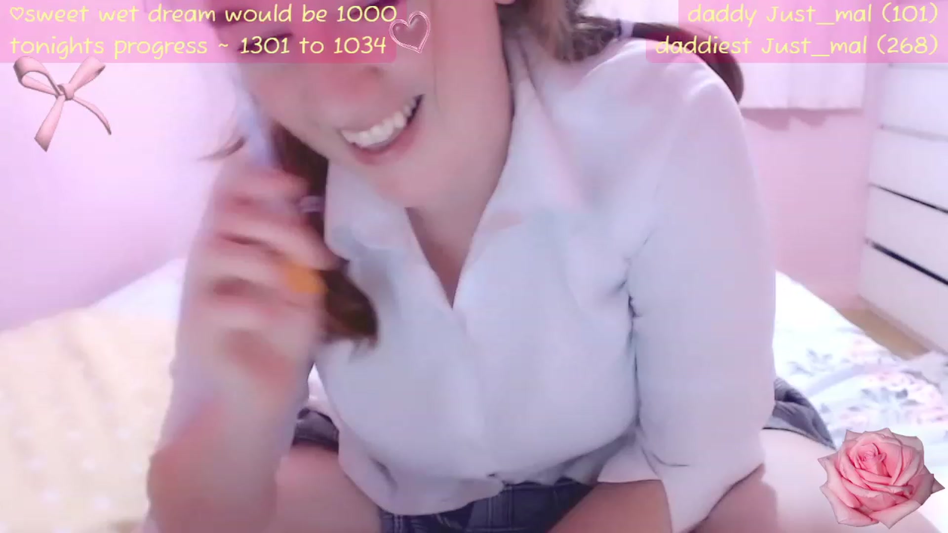 Gallery image thumbnail from DolletteDoll's myfreecams stream on, 07/09/2023, 23:18 image 9 of 20