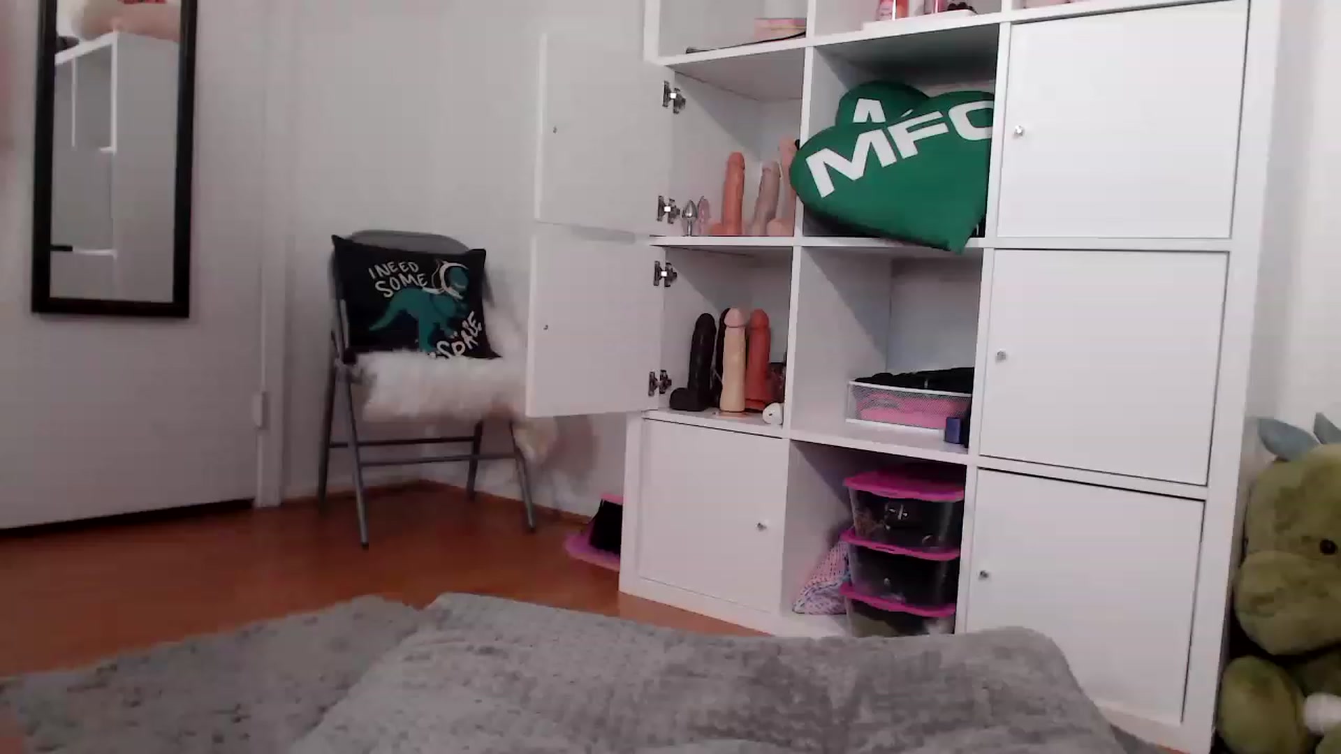 Gallery image thumbnail from Dollfacedangr's myfreecams stream on, 06/14/2023, 05:23 image 1 of 20