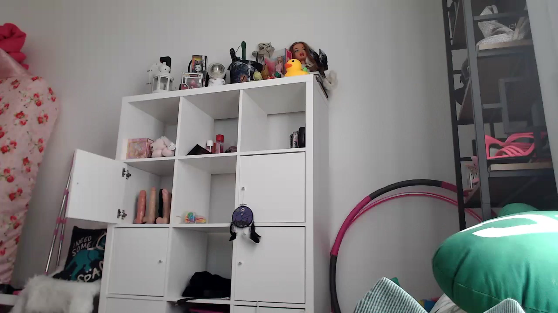 Gallery image thumbnail from Dollfacedangr's myfreecams stream on, 11/07/2023, 22:24 image 17 of 20