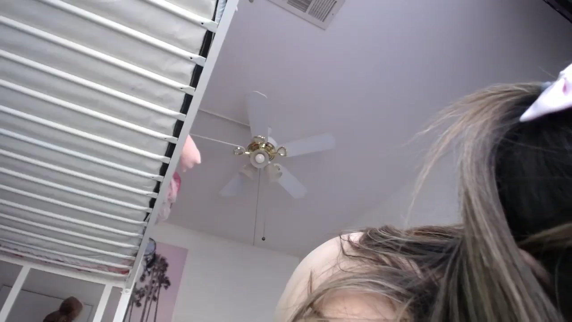Gallery image thumbnail from Dollfacedangr's myfreecams stream on, 12/20/2023, 18:51 image 15 of 20
