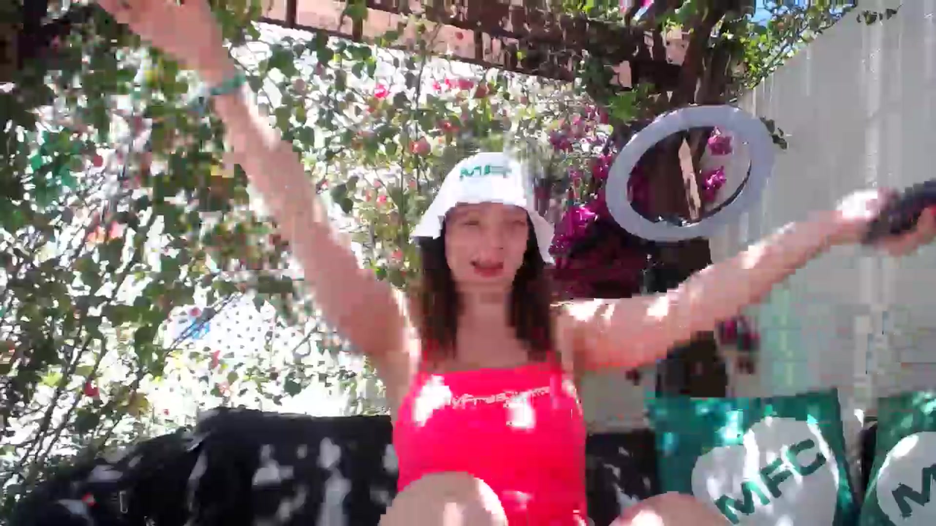 Gallery image thumbnail from Dollfacedangr's myfreecams stream on, 05/21/2024, 21:02 image 4 of 20