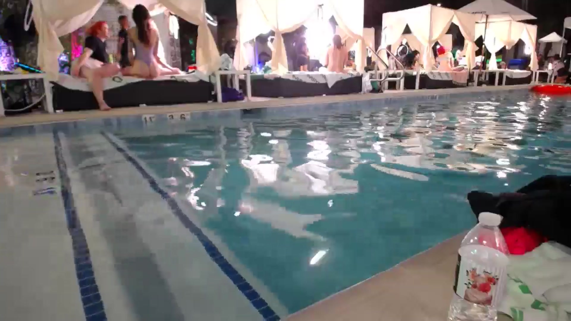 Gallery image thumbnail from Dollfacedangr's myfreecams stream on, 05/23/2024, 04:55 image 14 of 20