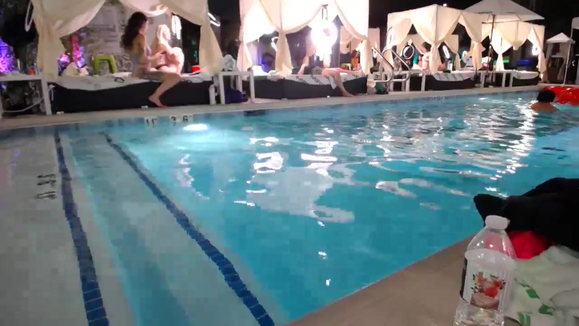 Gallery image thumbnail from Dollfacedangr's myfreecams stream on, 05/23/2024, 04:55 image 16 of 20