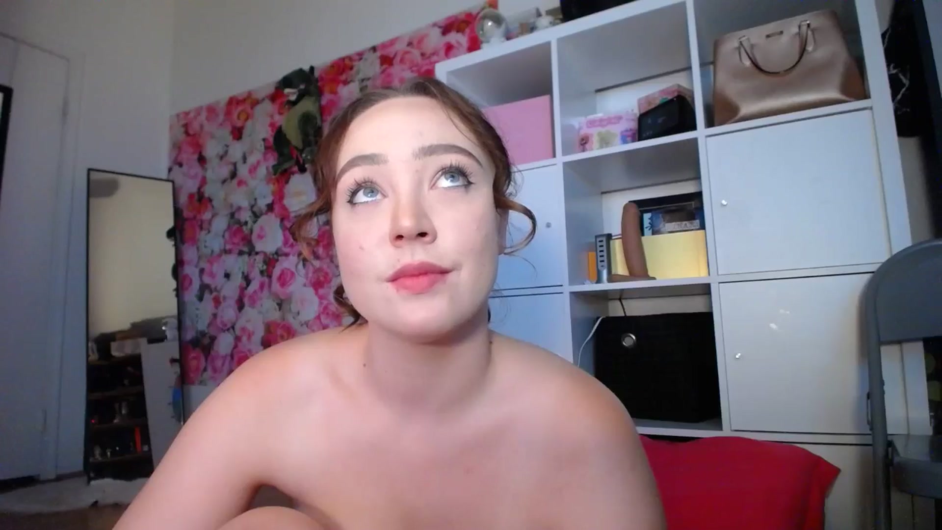 Gallery image thumbnail from Dollfacedangr's myfreecams stream on, 06/06/2024, 05:00 image 2 of 20