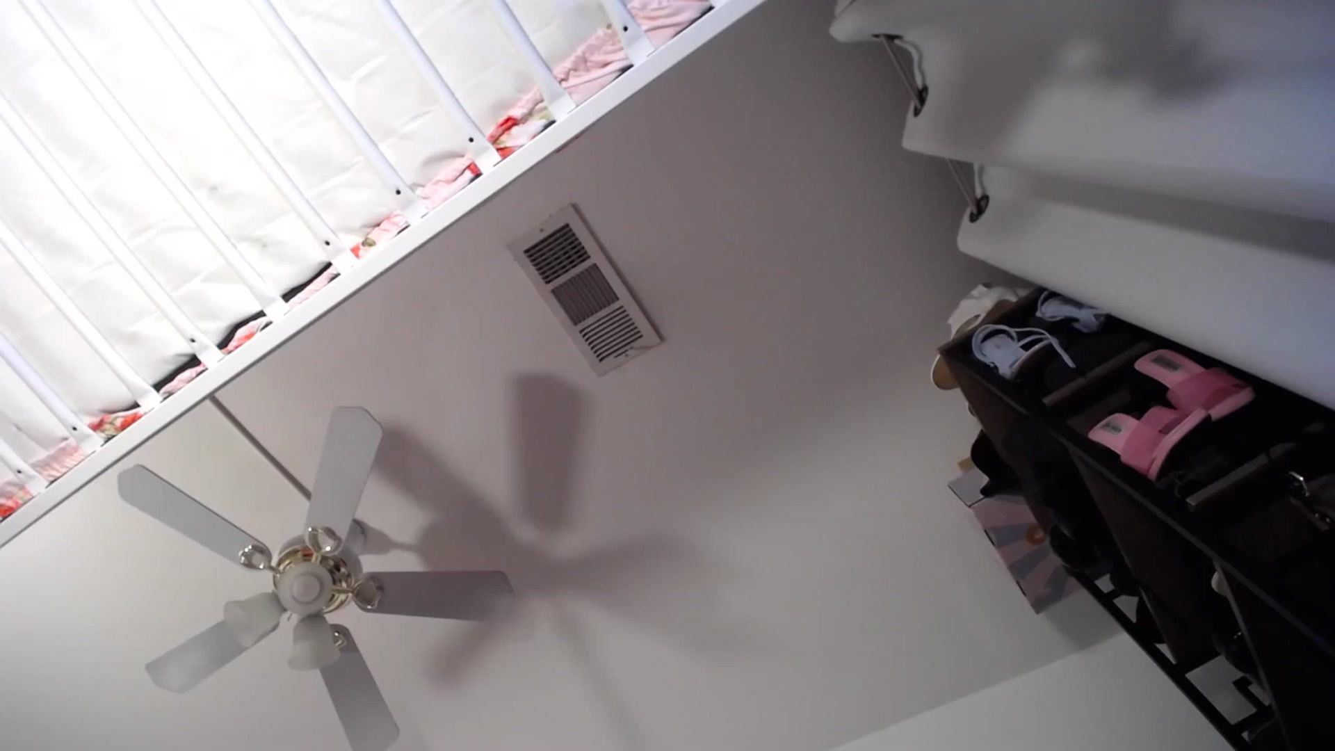 Gallery image thumbnail from Dollfacedangr's myfreecams stream on, 08/22/2024, 03:12 image 5 of 20