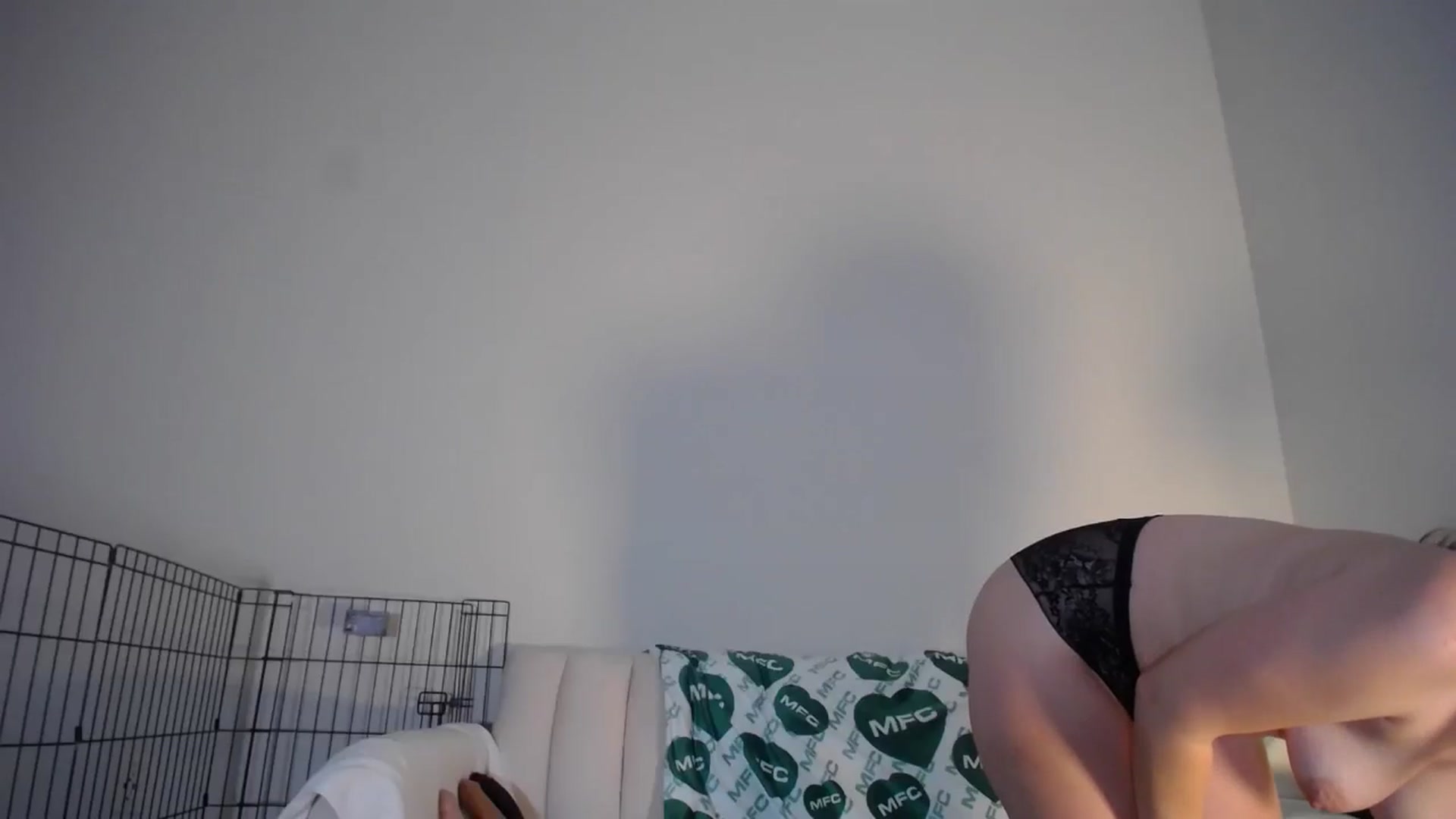 Gallery image thumbnail from Dollfacedangr's myfreecams stream on, 09/15/2024, 03:54 image 15 of 20