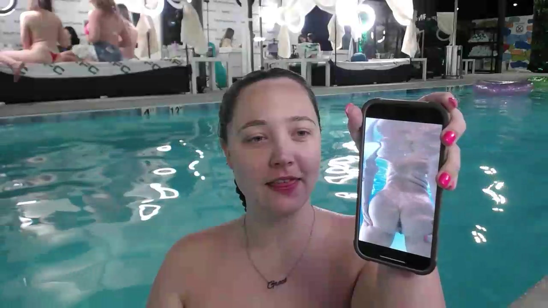 Gallery image thumbnail from Dollfacedangr's myfreecams stream on, 05/20/2026, 06:01 image 15 of 20
