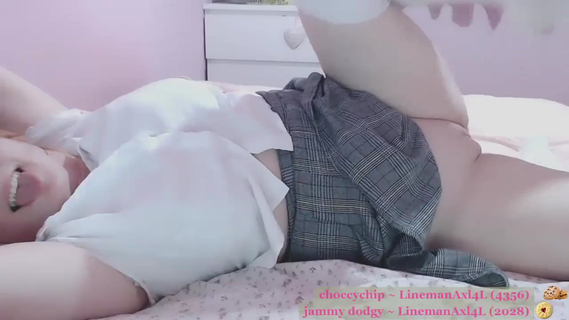 Gallery image thumbnail from DollyDaydream's myfreecams stream on, 05/08/2026, 23:14 image 12 of 20