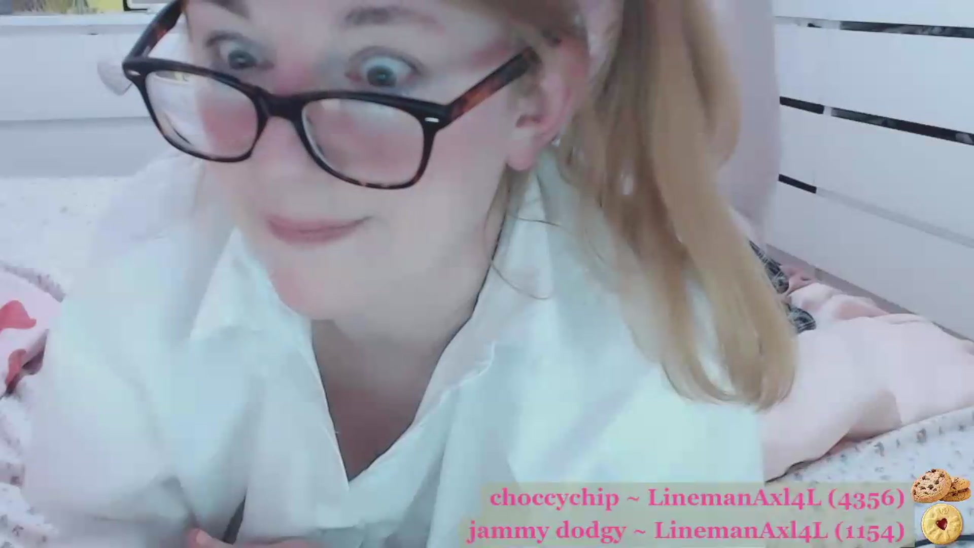 Gallery image thumbnail from DollyDaydream's myfreecams stream on, 05/11/2026, 23:18 image 14 of 20