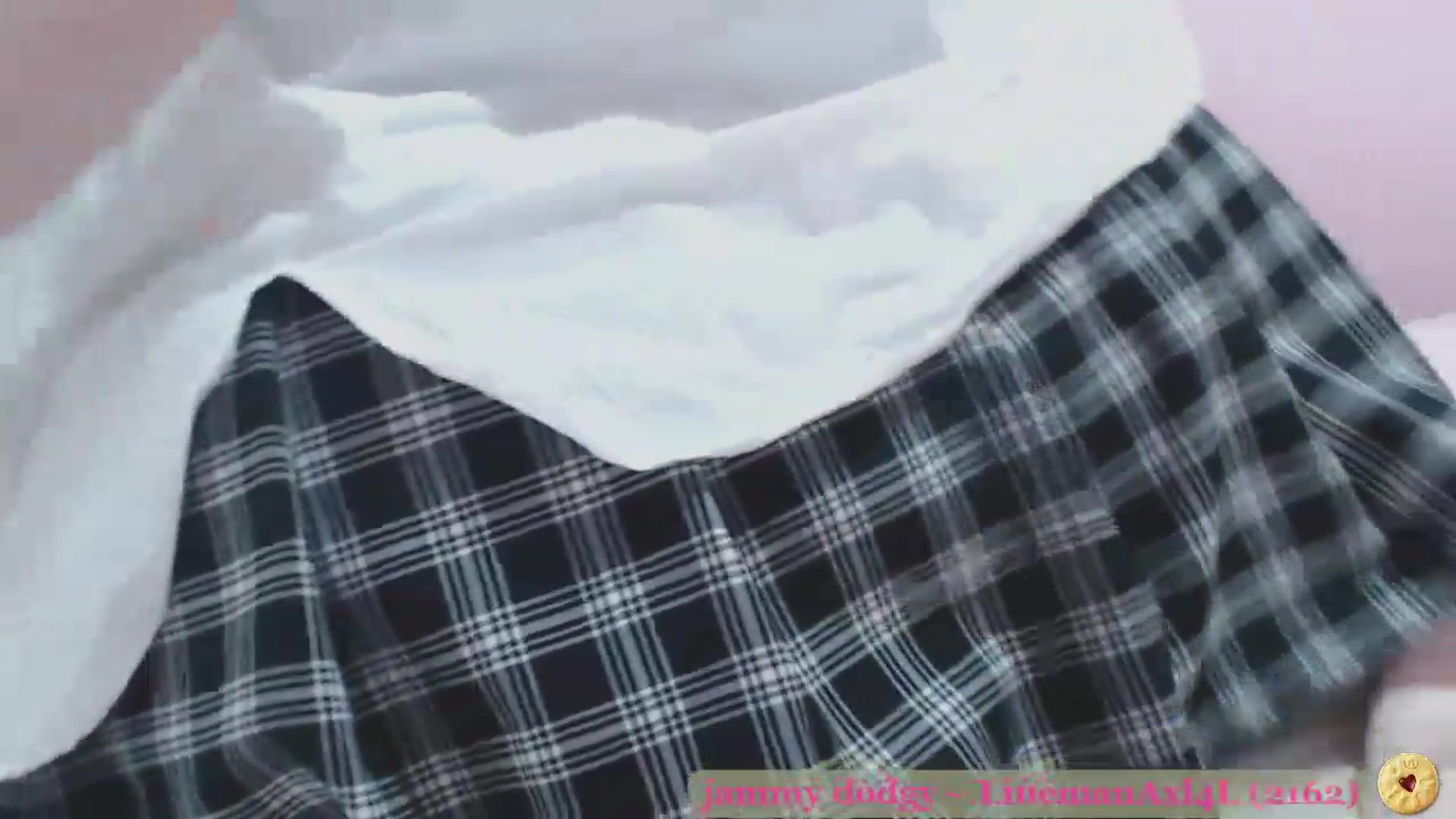 Gallery image thumbnail from DollyDaydream's myfreecams stream on, 05/15/2026, 23:35 image 17 of 20