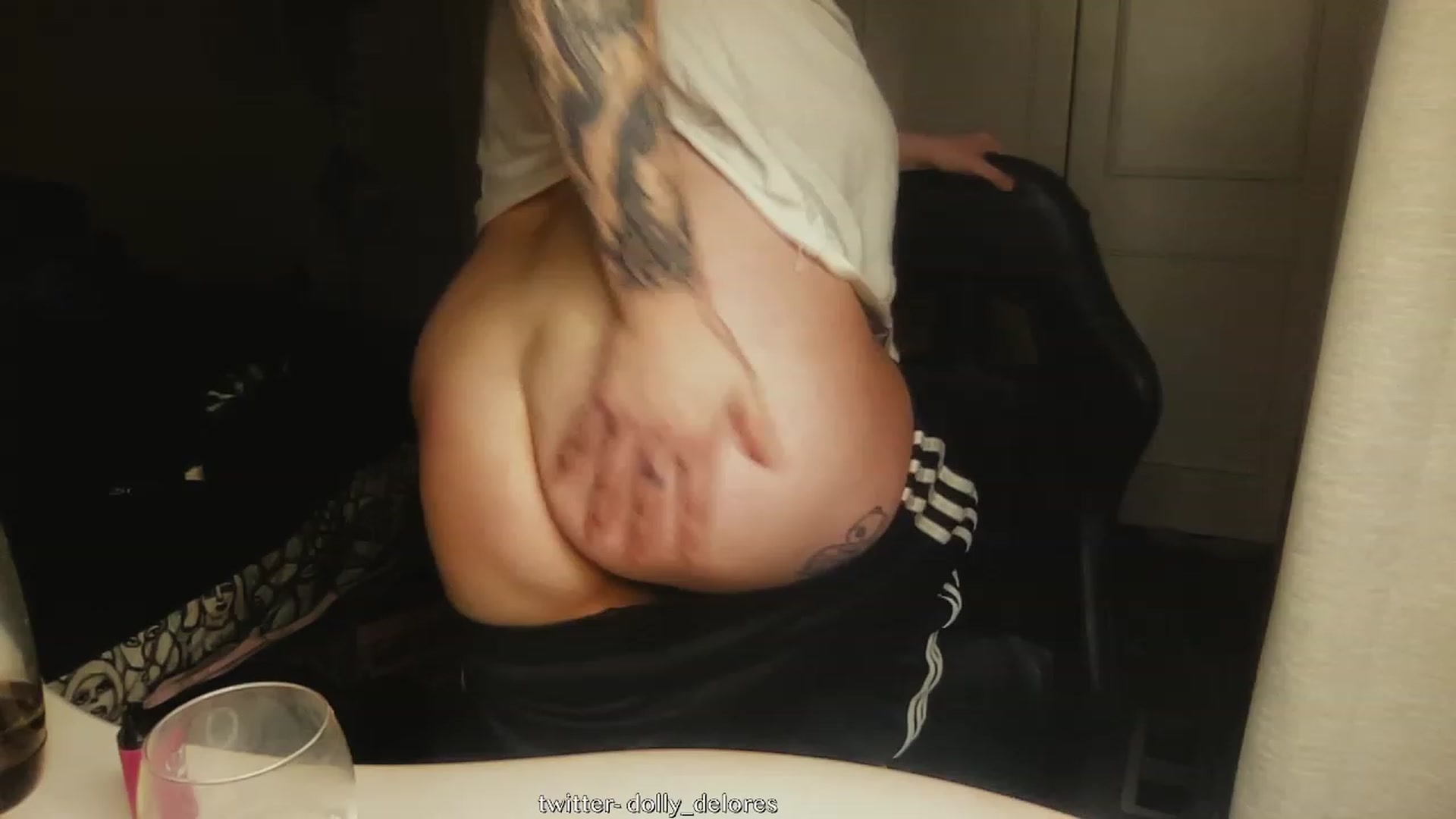 Gallery image thumbnail from DollyDelores's myfreecams stream on, 07/19/2023, 13:12 image 10 of 20
