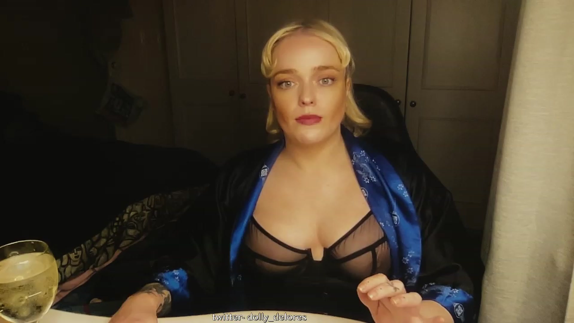 Gallery image thumbnail from DollyDelores's myfreecams stream on, 07/19/2023, 13:12 image 1 of 20
