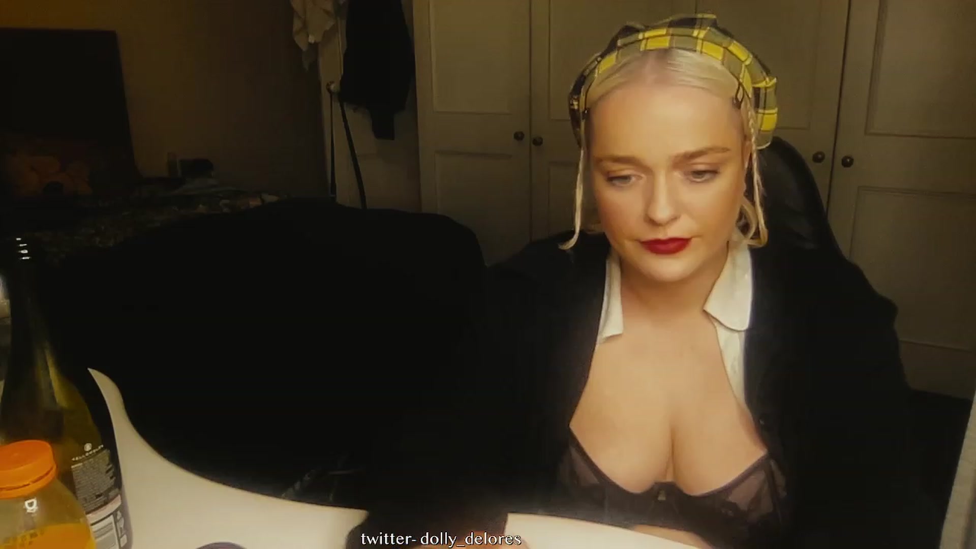 Gallery image thumbnail from DollyDelores's myfreecams stream on, 07/21/2023, 09:23 image 13 of 20