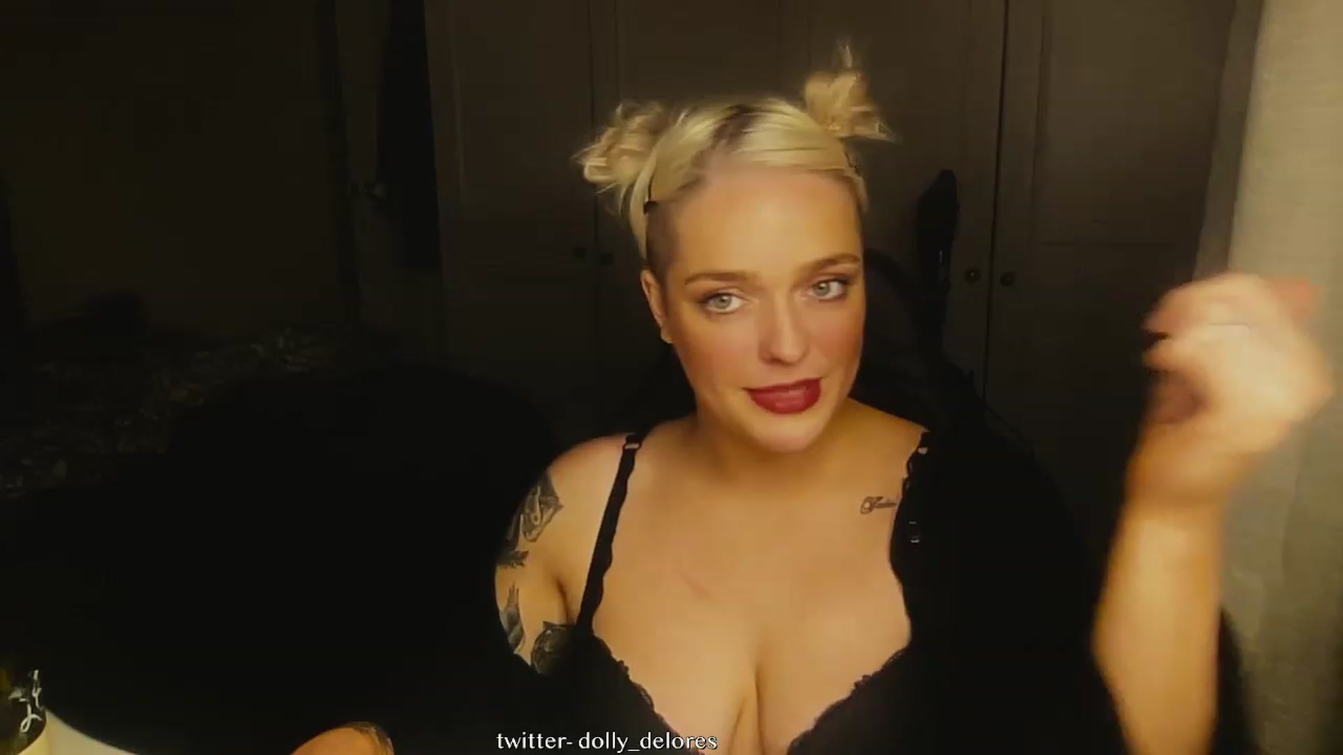 Gallery image thumbnail from DollyDelores's myfreecams stream on, 07/23/2023, 10:54 image 13 of 20