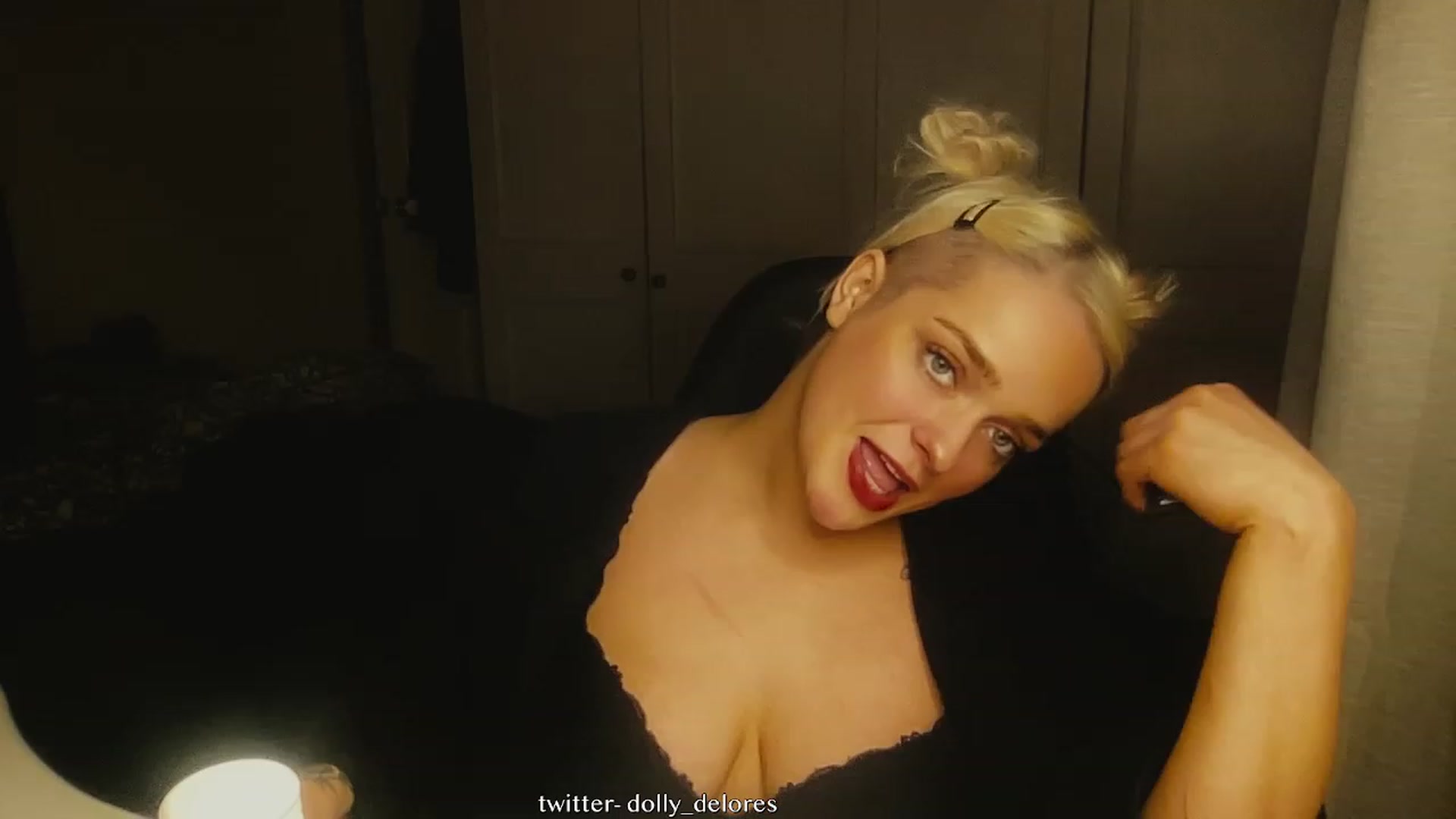 Gallery image thumbnail from DollyDelores's myfreecams stream on, 07/23/2023, 10:54 image 12 of 20