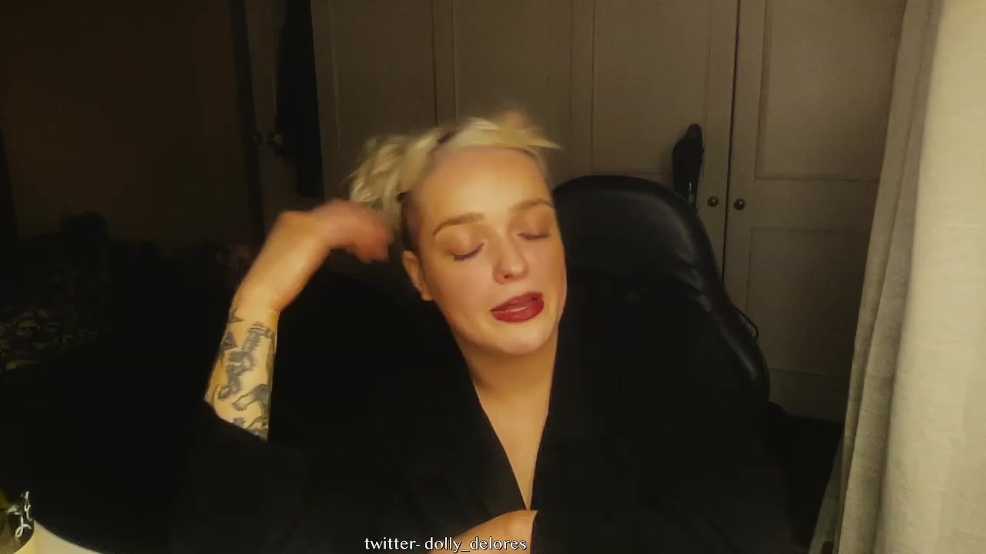 Gallery image thumbnail from DollyDelores's myfreecams stream on, 07/23/2023, 10:54 image 19 of 20